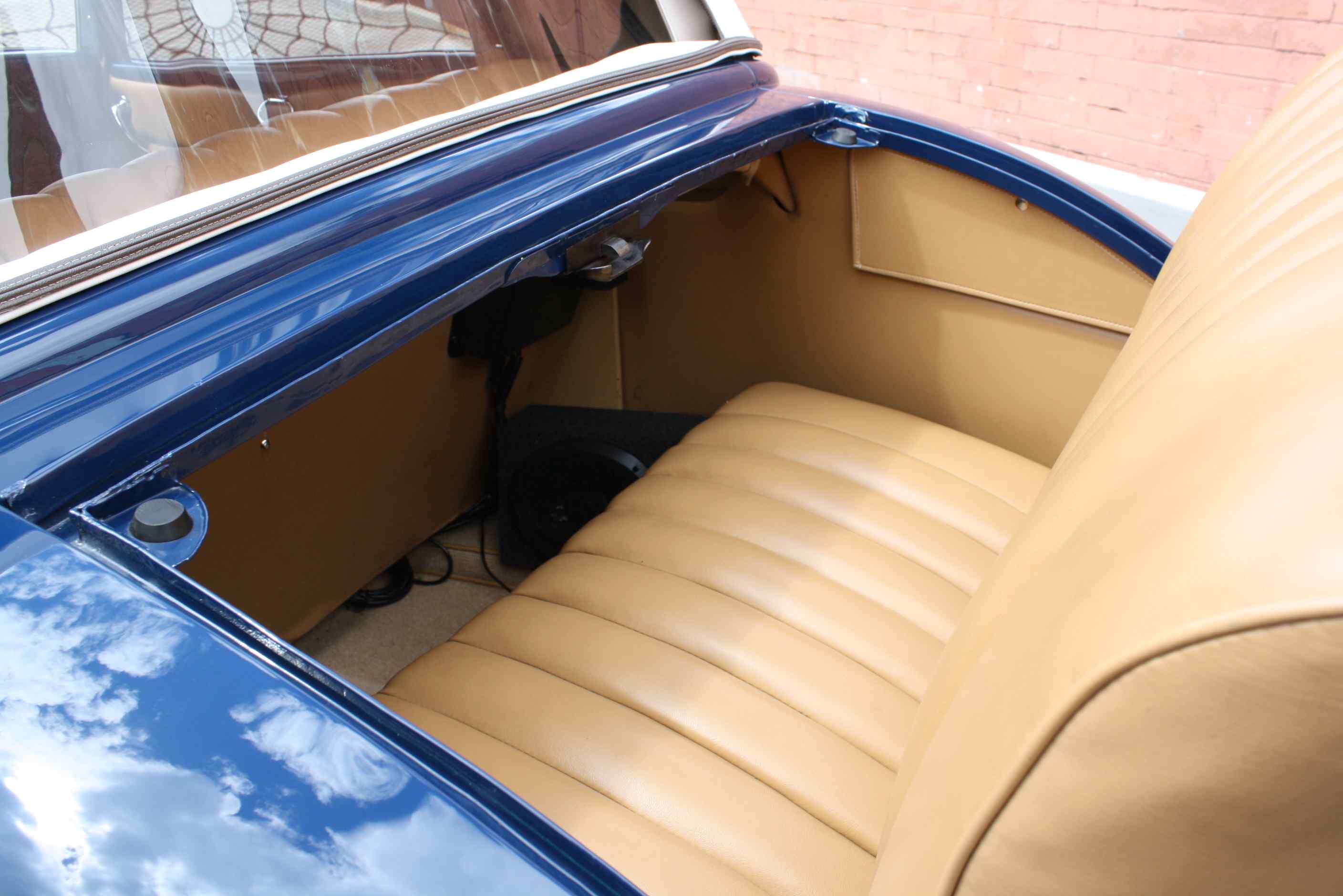 1933 Ford Cabriolet.