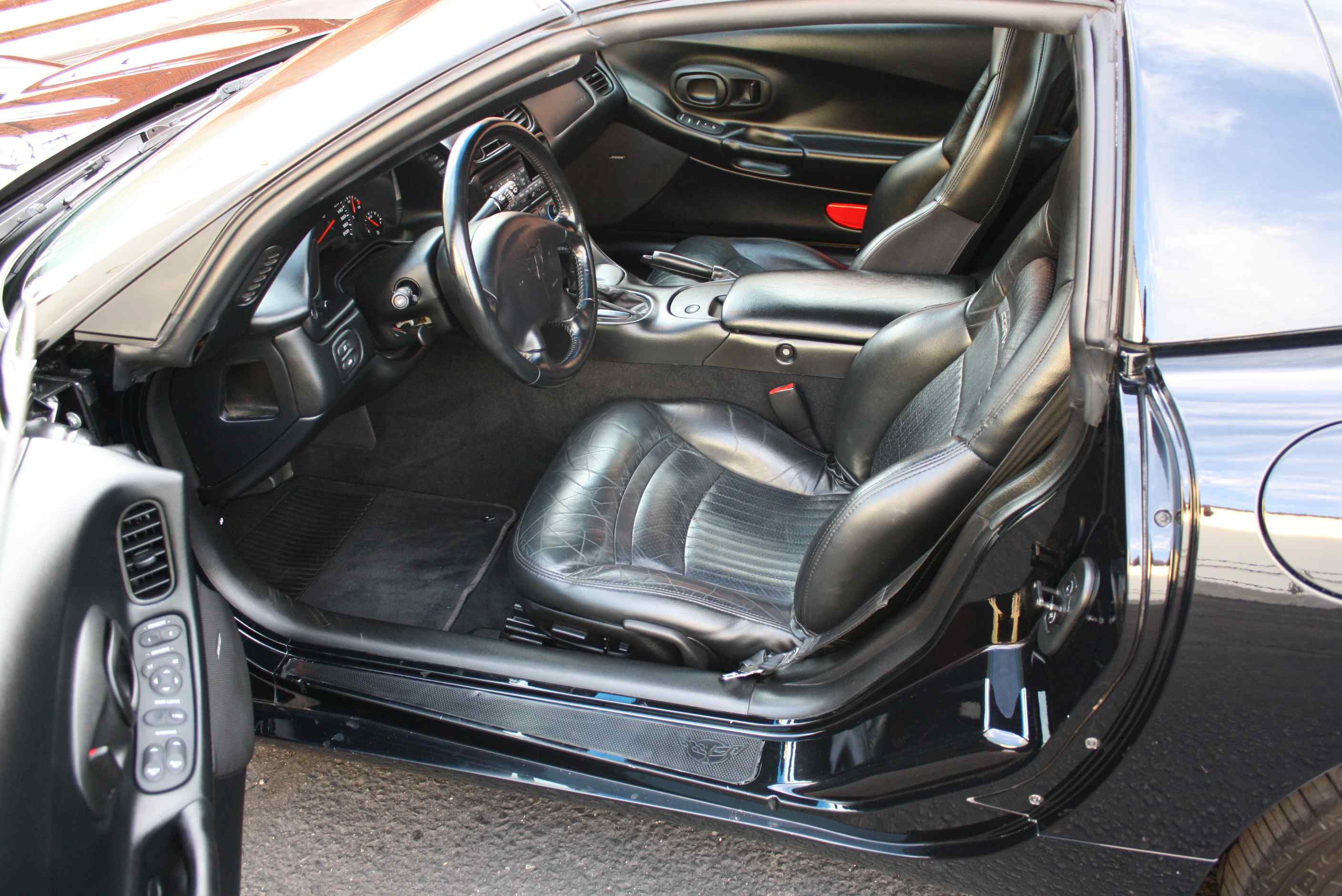 2000 Corvette Coupe