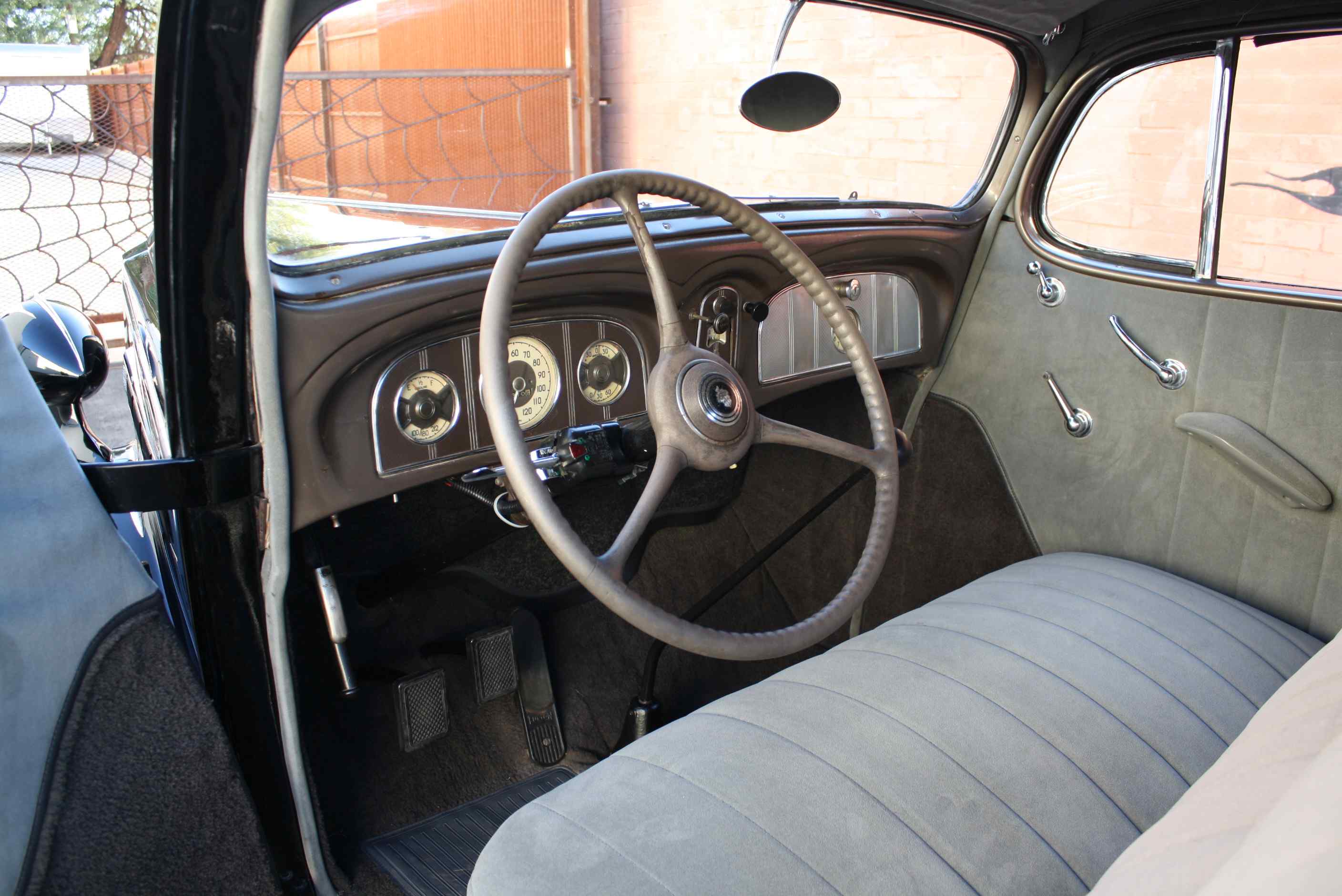 1936 Packard 120 Coupe