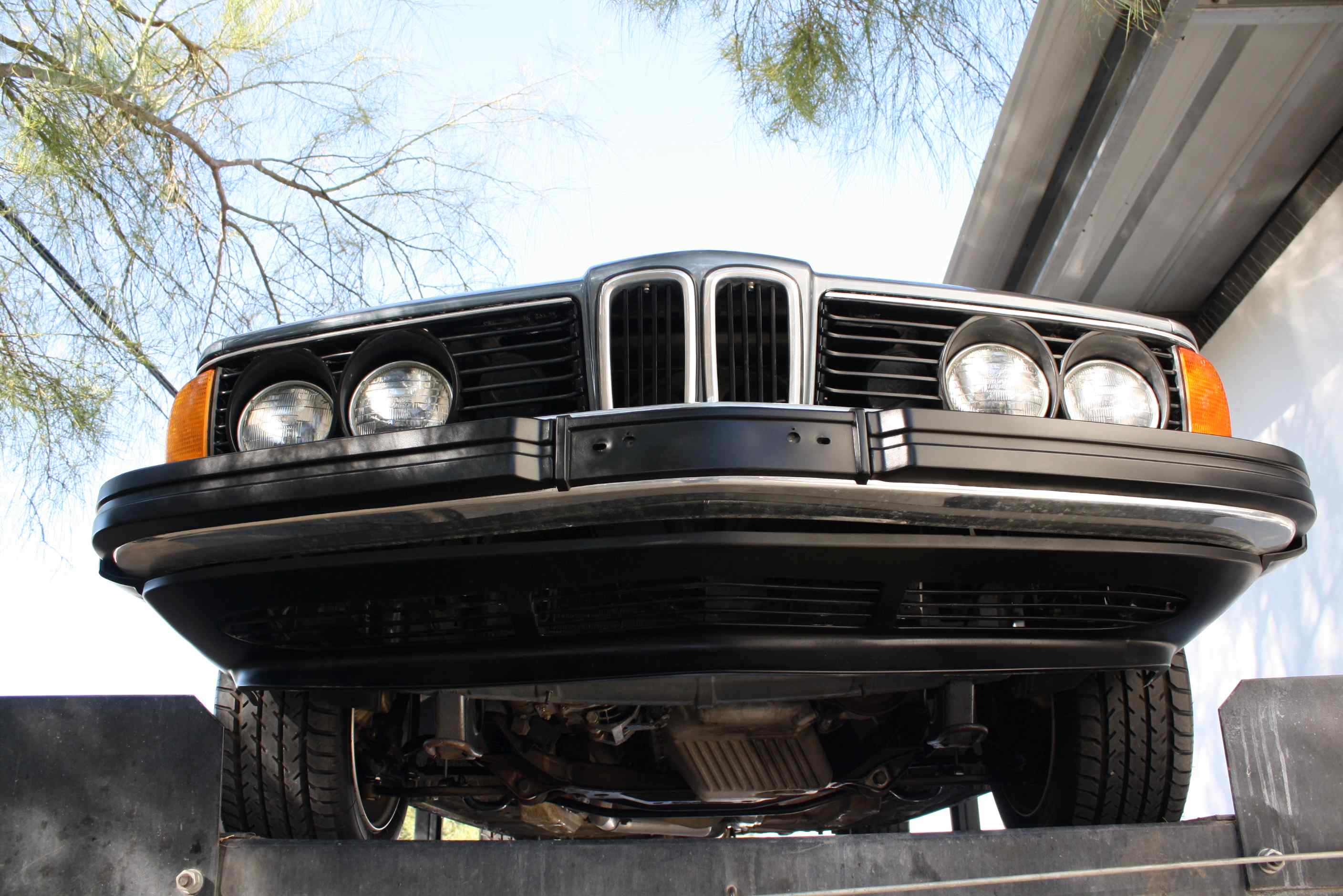 1984 633CSi