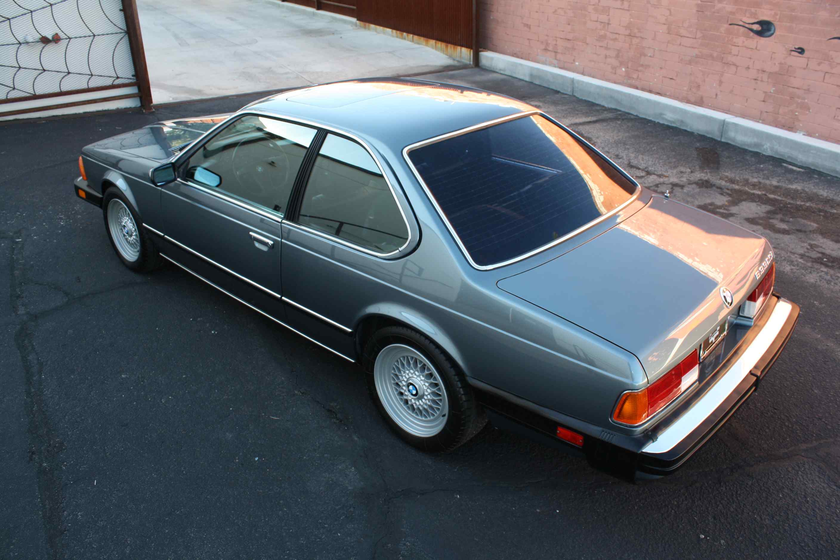 1984 633CSi