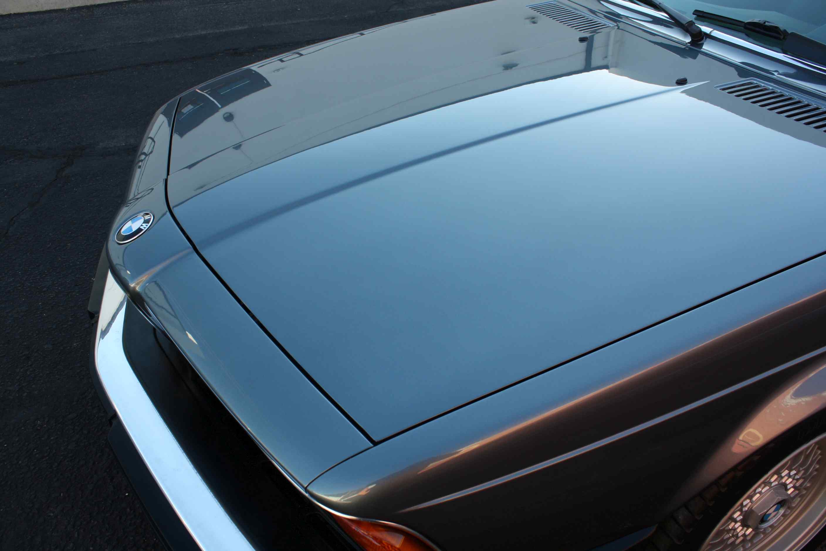 1984 633CSi