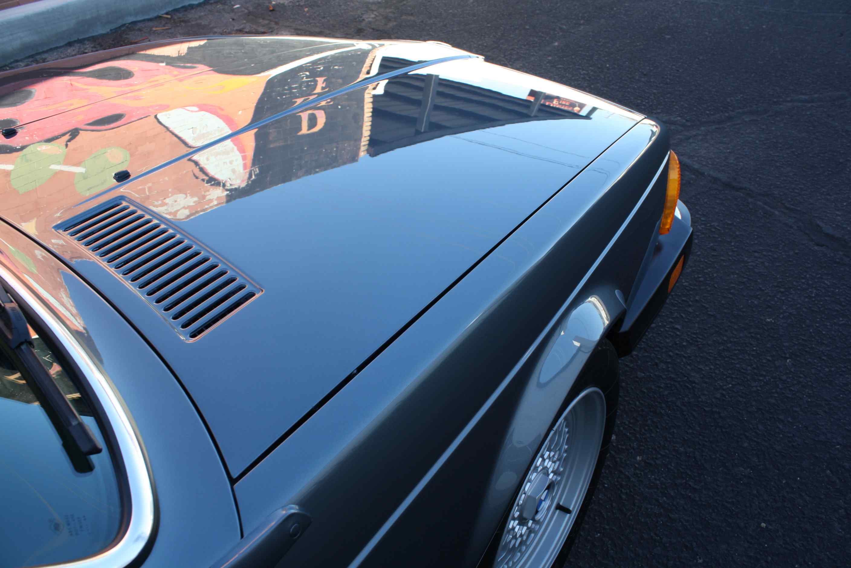 1984 633CSi