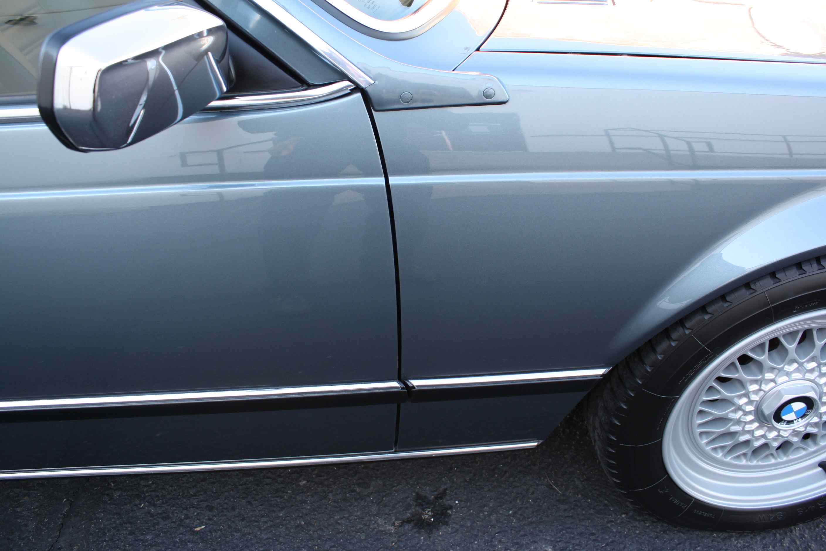 1984 633CSi