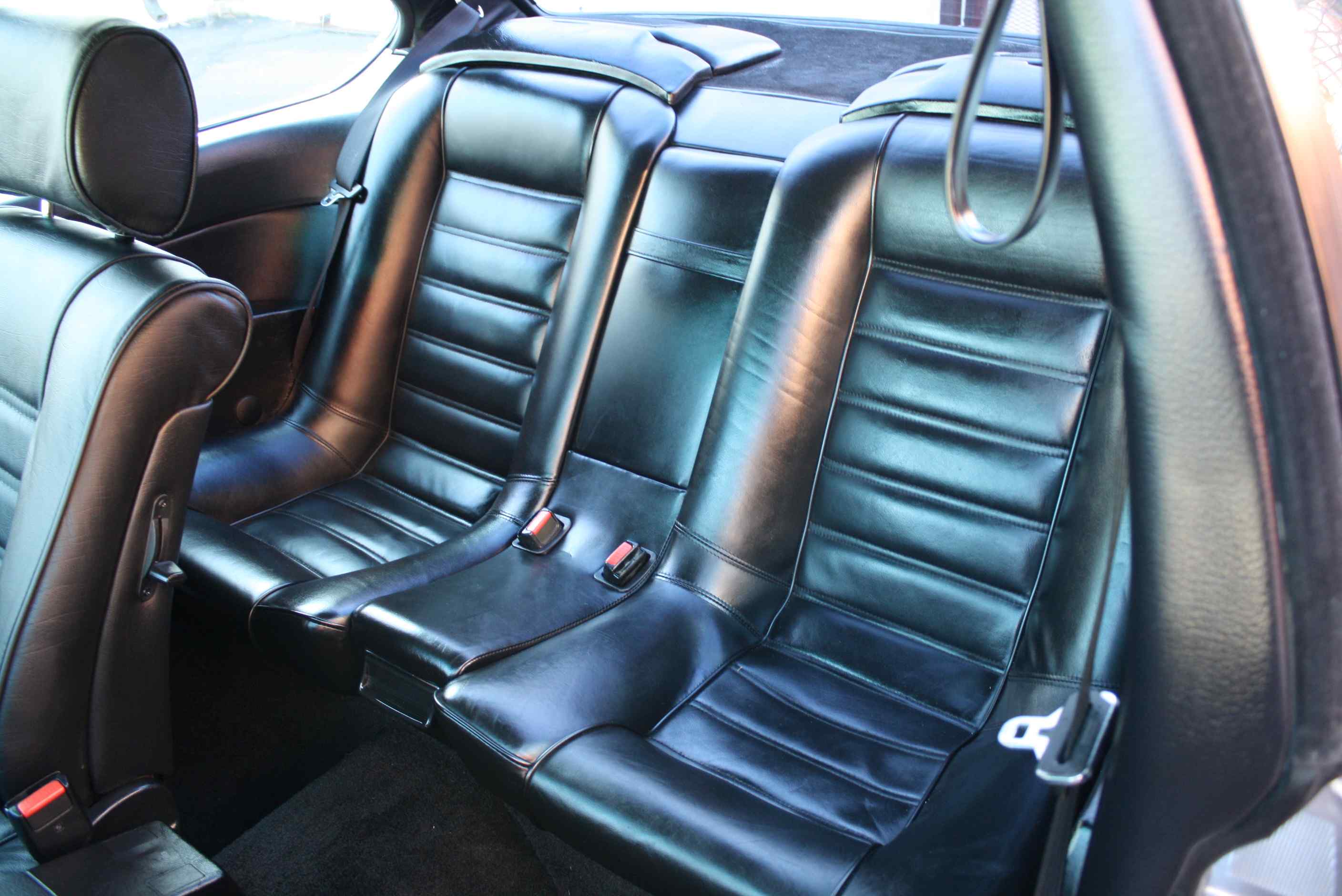 1984 633CSi