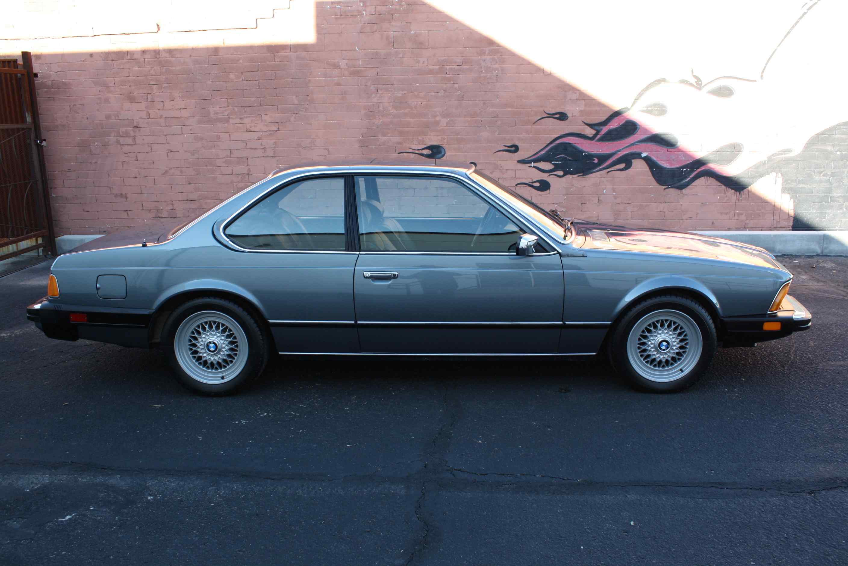 1984 633CSi