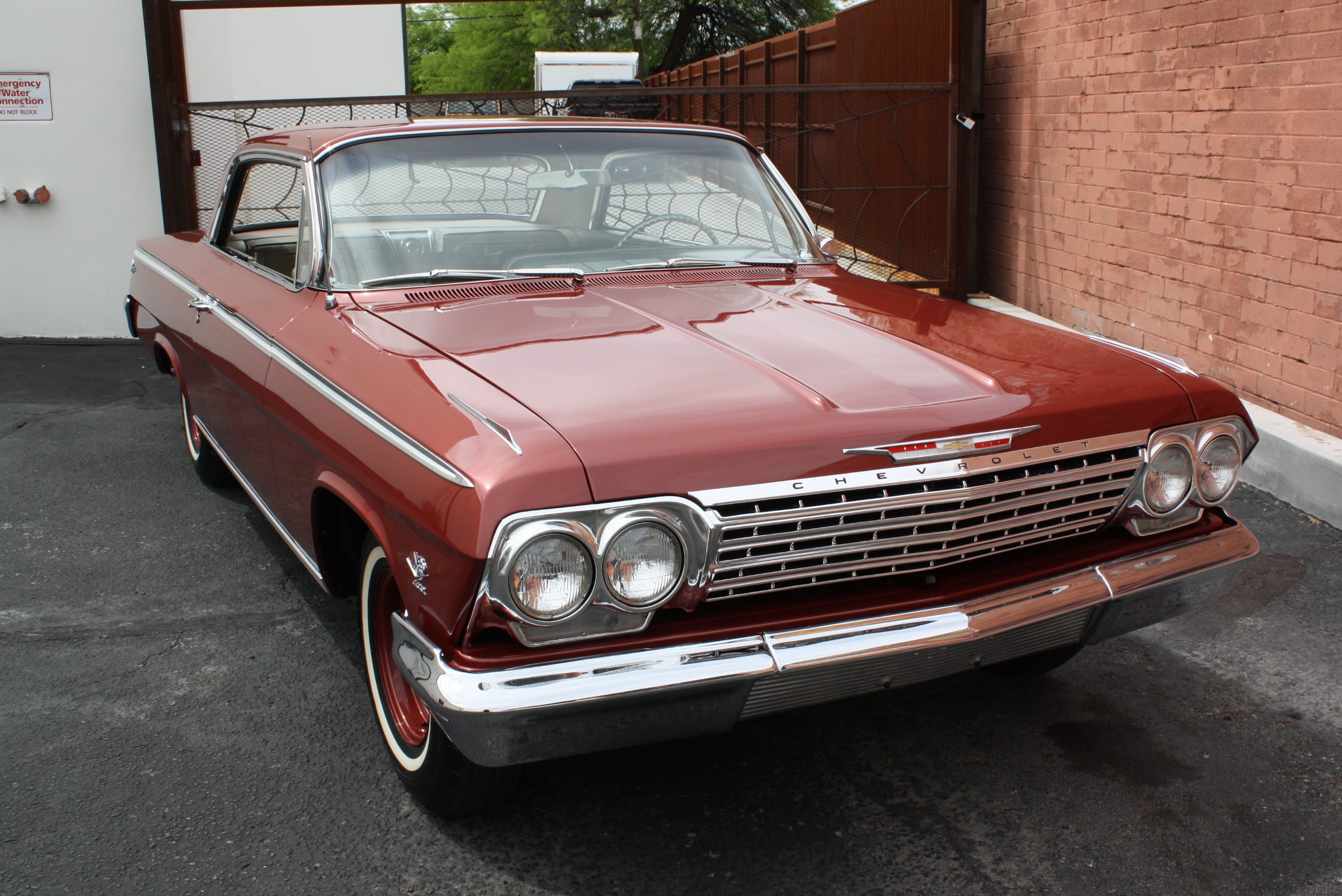 1962 Impala 409 409HP 4 speed.