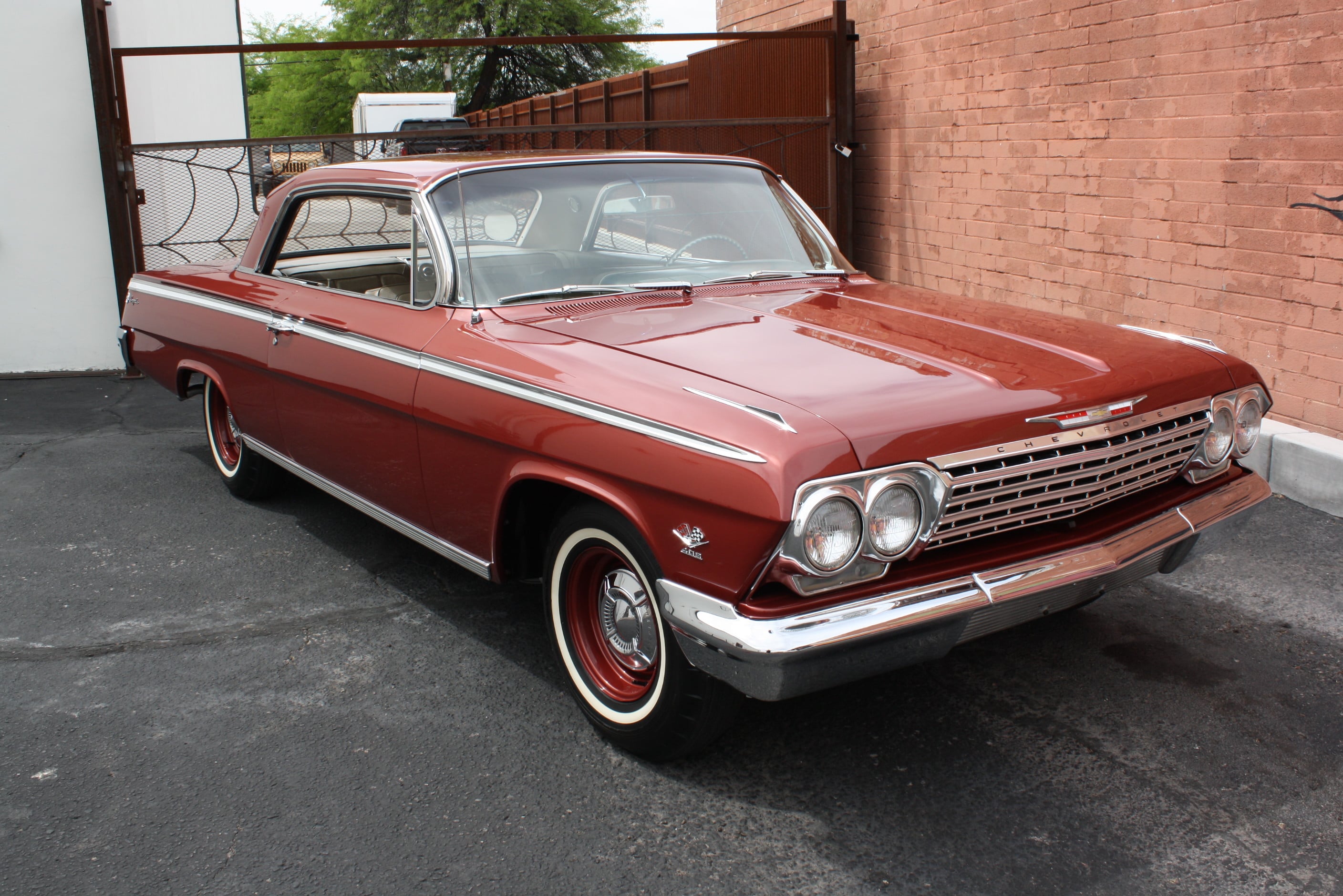 1962 Impala 409 409HP 4 speed.