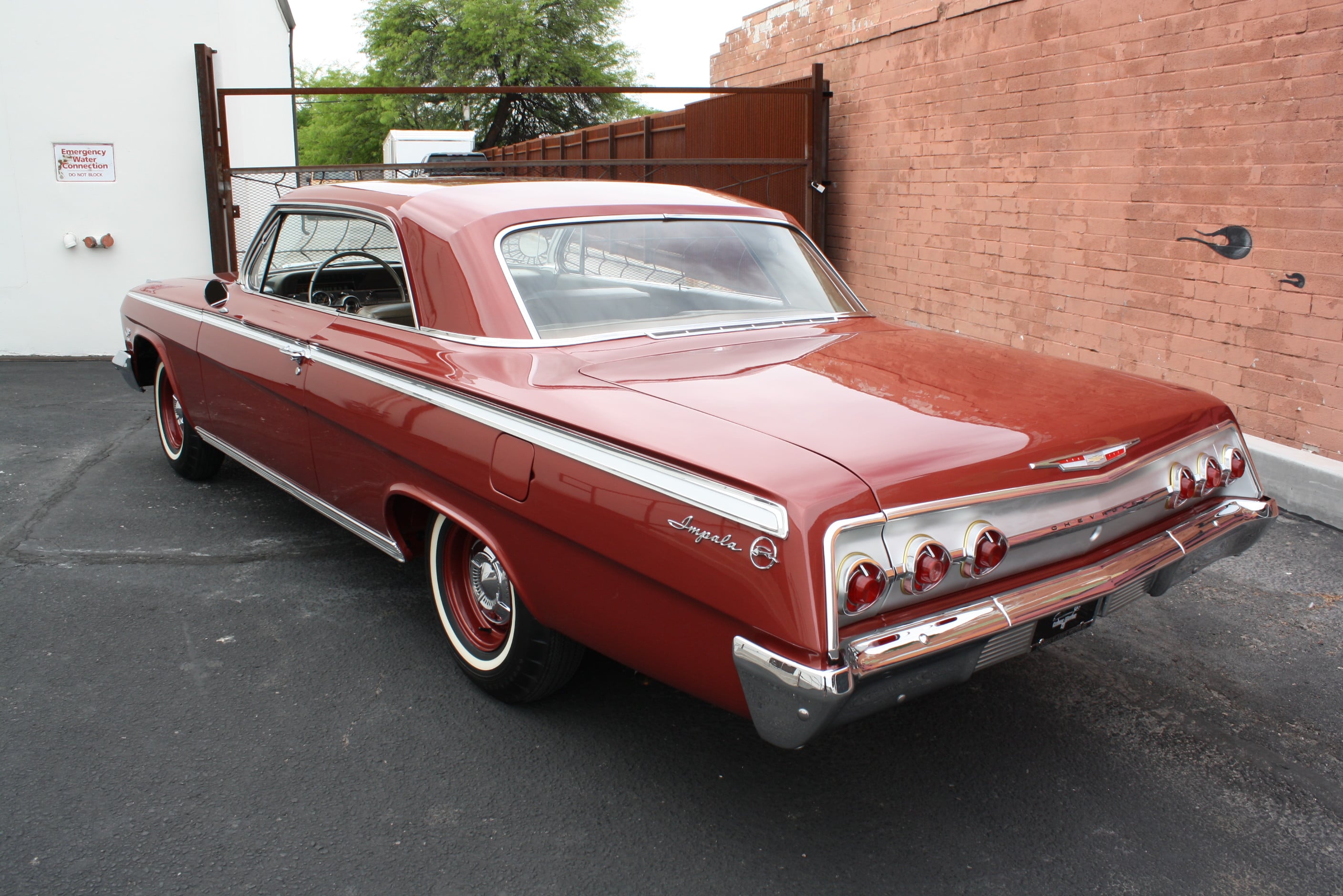 1962 Impala 409 409HP 4 speed.