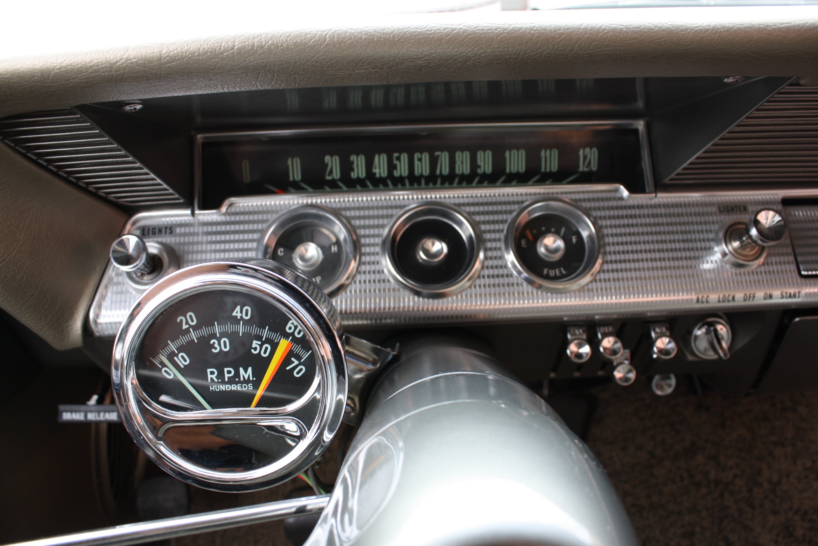 1962 Impala 409 409HP 4 speed.