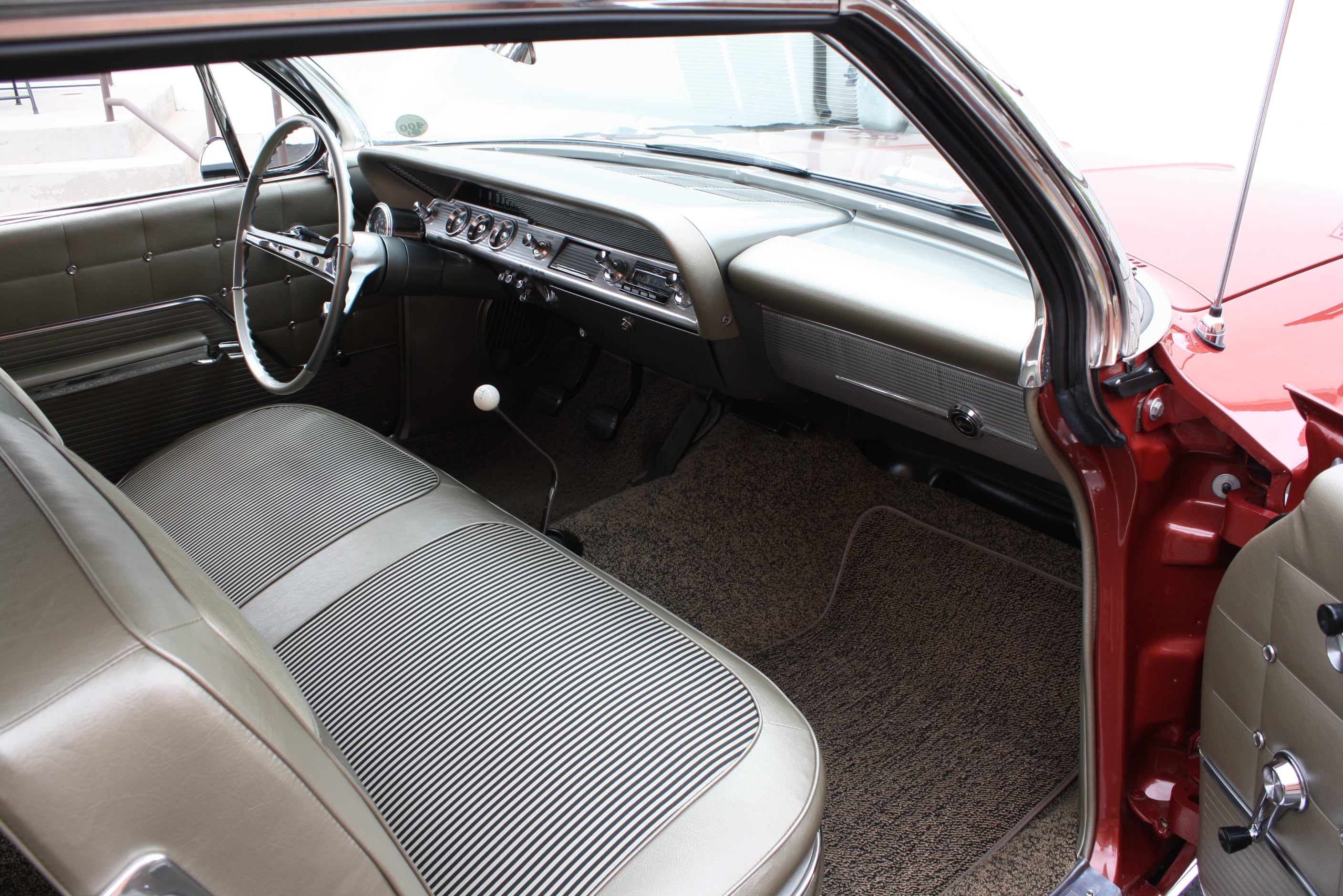 1962 Impala 409 409HP 4 speed.