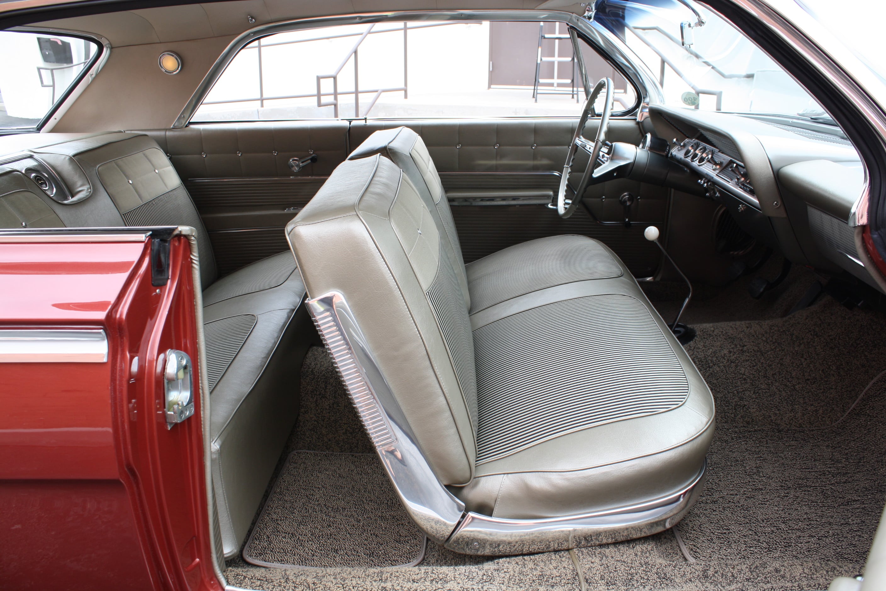 1962 Impala 409 409HP 4 speed.