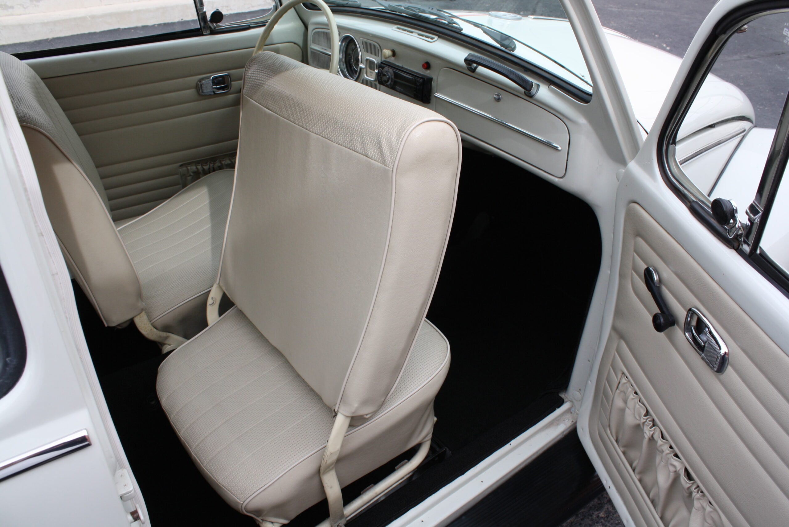 1967 Volkswagen Beetle Herbie Replica