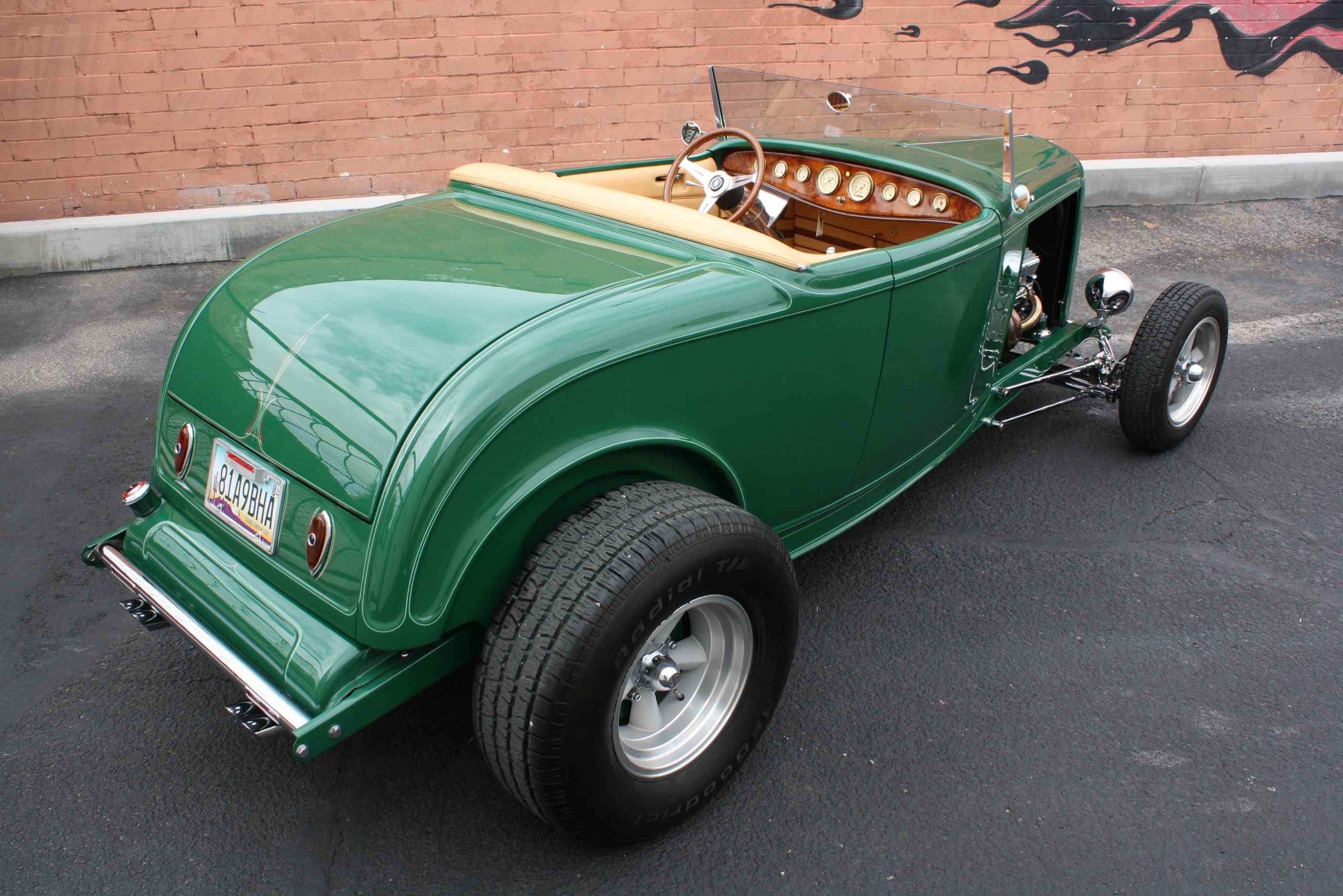 1932 Ford Roadster.