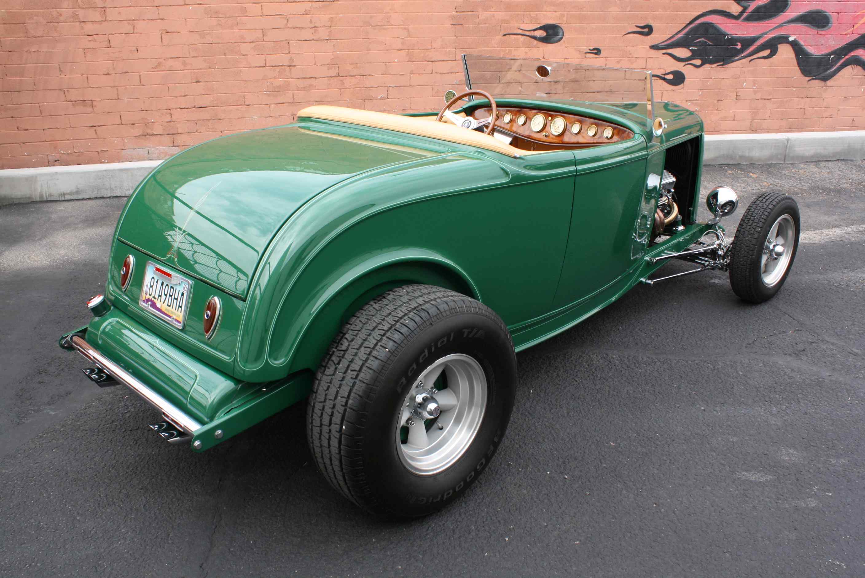 1932 Ford Roadster.