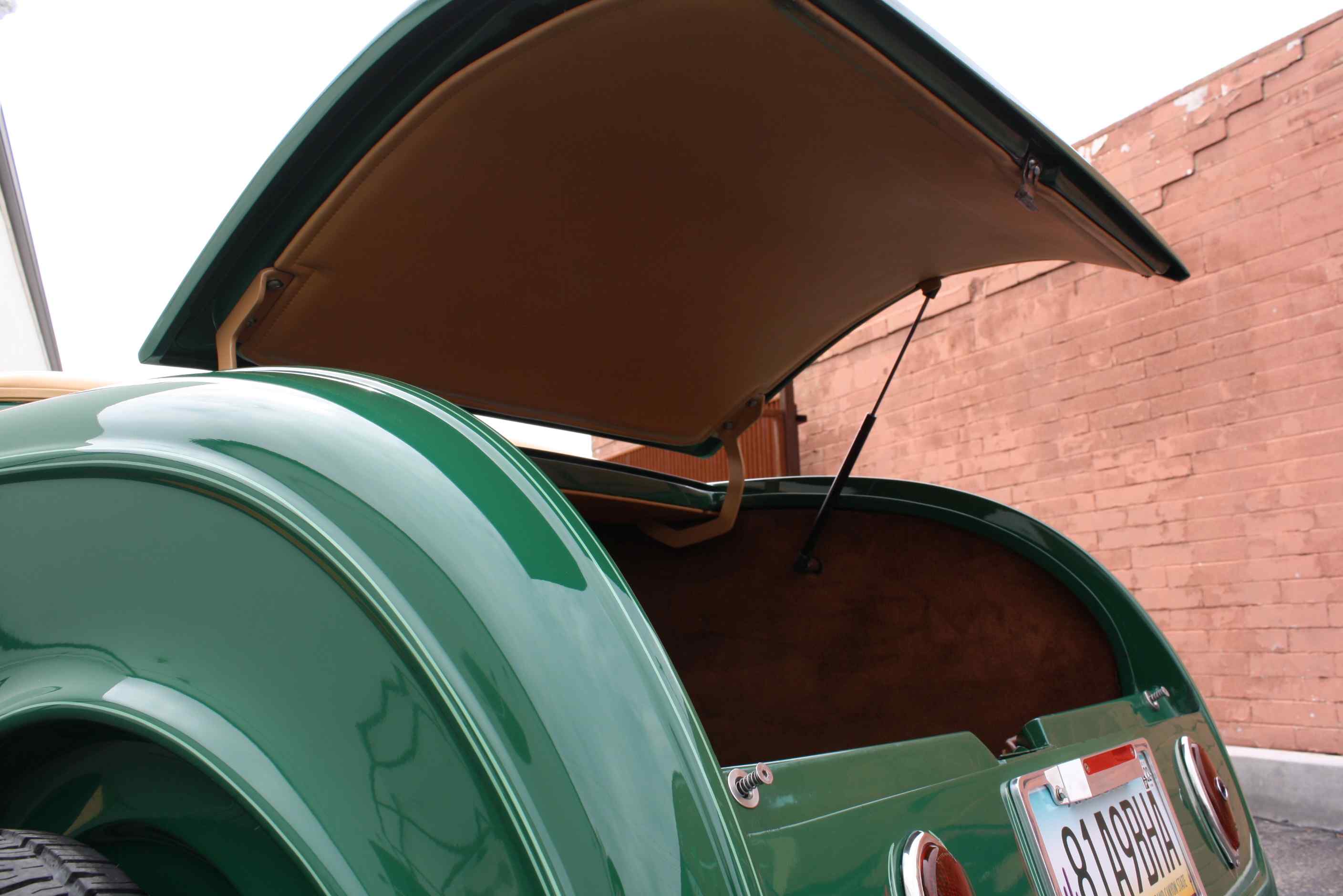 1932 Ford Roadster.