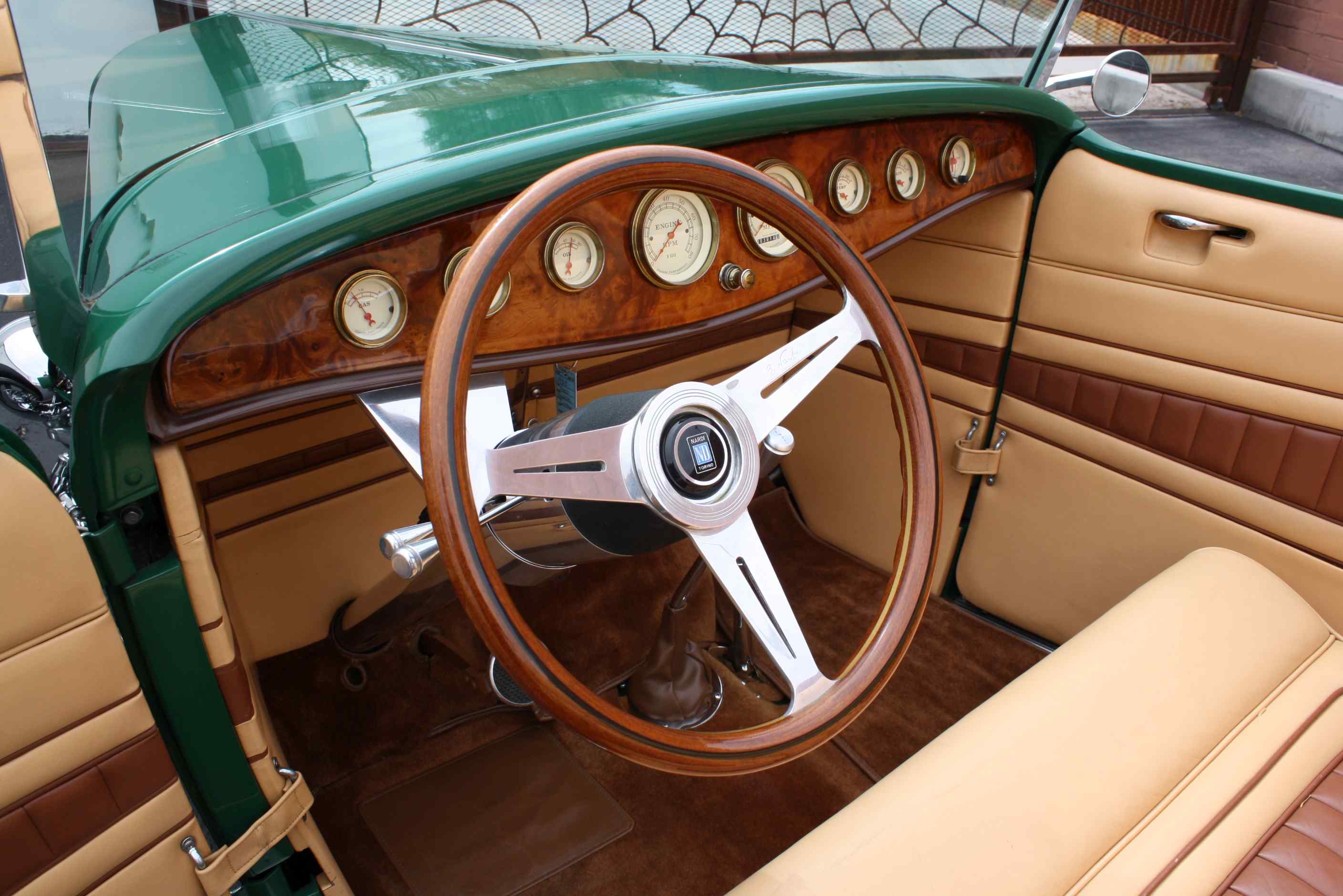 1932 Ford Roadster.