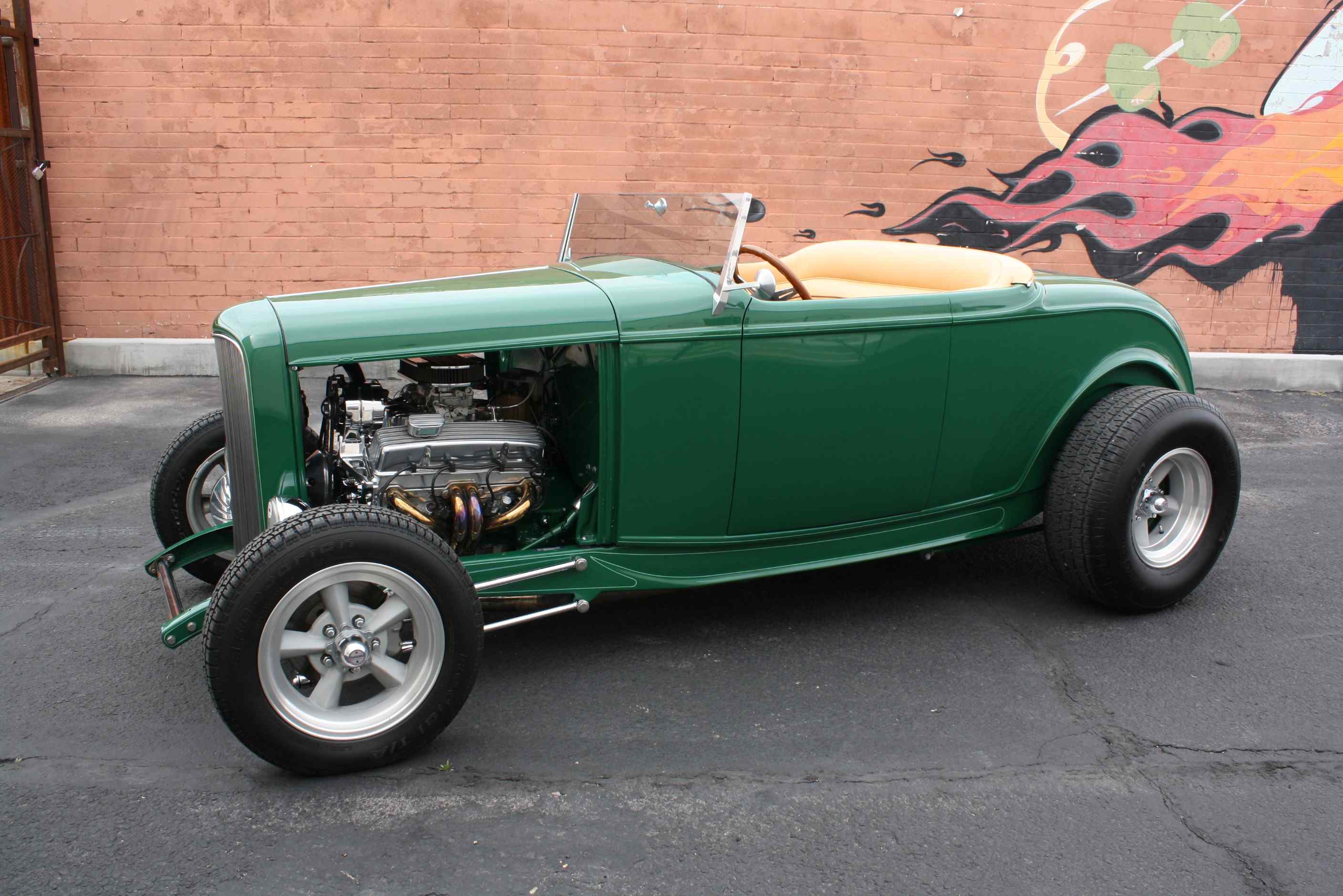 1932 Ford Roadster.