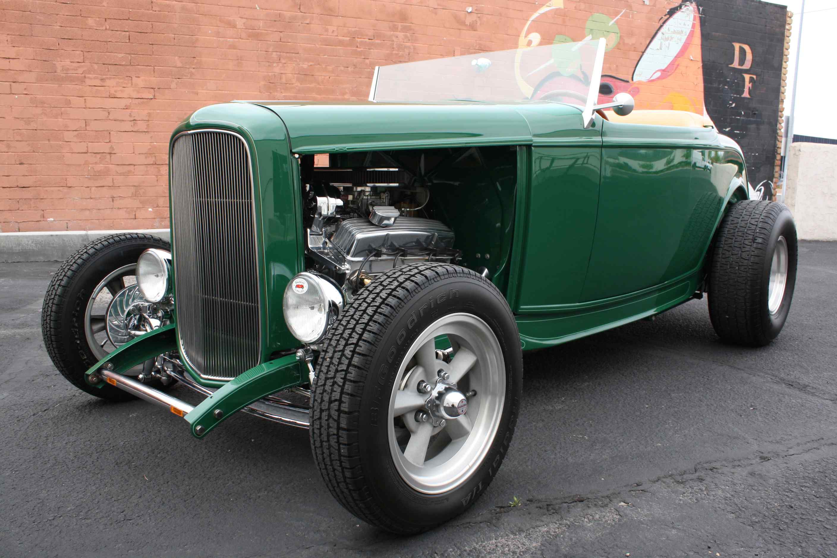 1932 Ford Roadster.