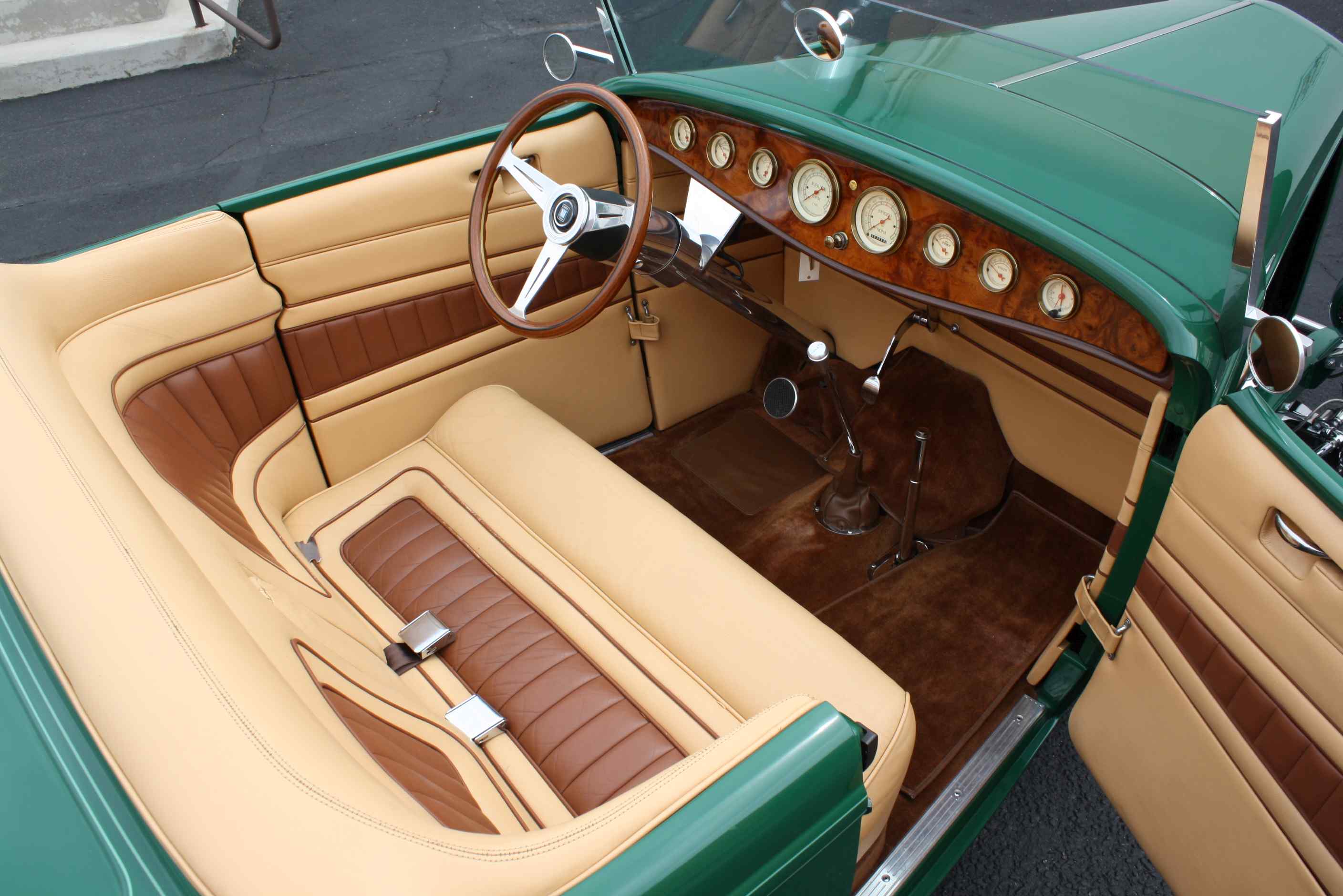 1932 Ford Roadster.
