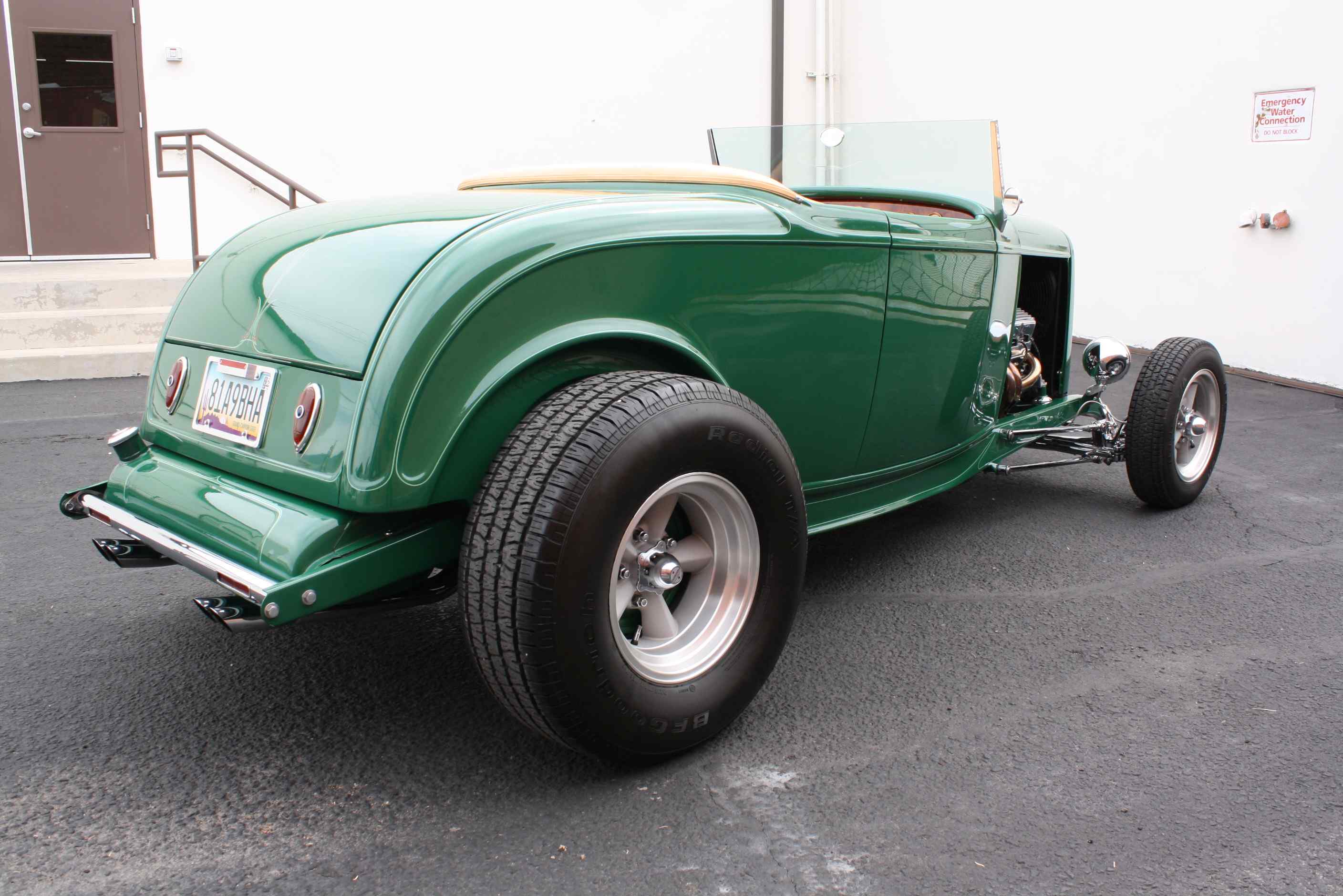 1932 Ford Roadster.