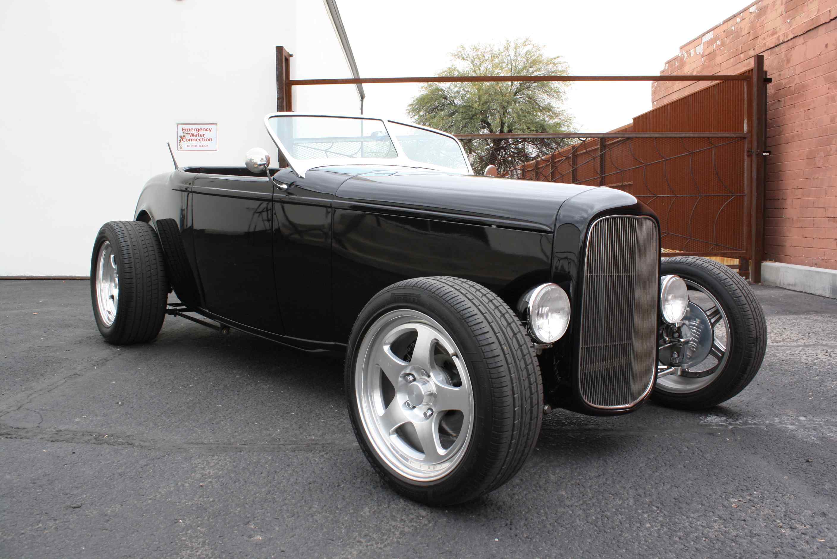 1932 Ford Roadster Street Autocross LS 6 speed.