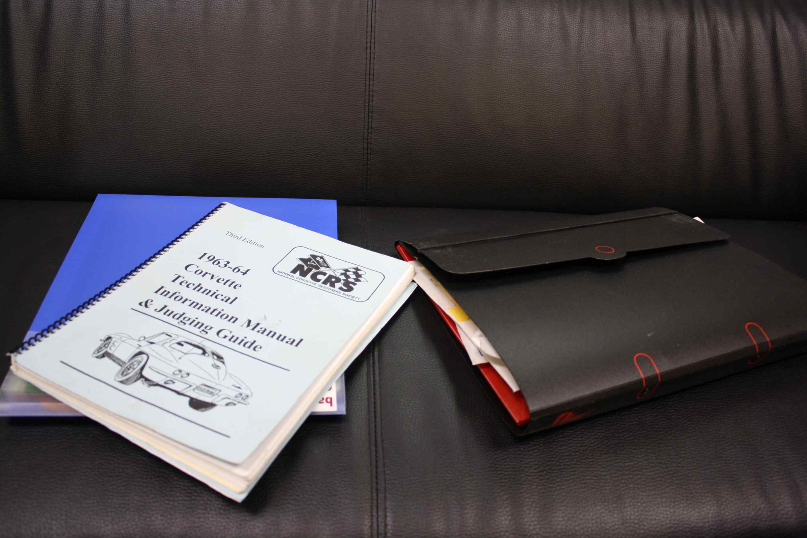 1964 Corvette 365HP Convertible in Daytona Blue with Hardtop and original Documentation.