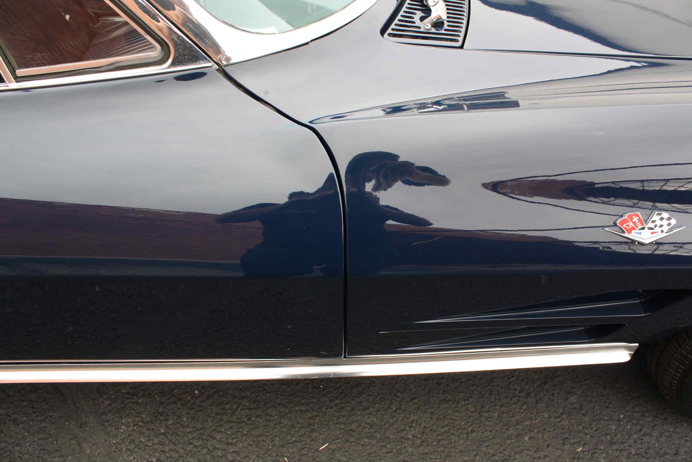 1964 Corvette 365HP Convertible in Daytona Blue with Hardtop and original Documentation.