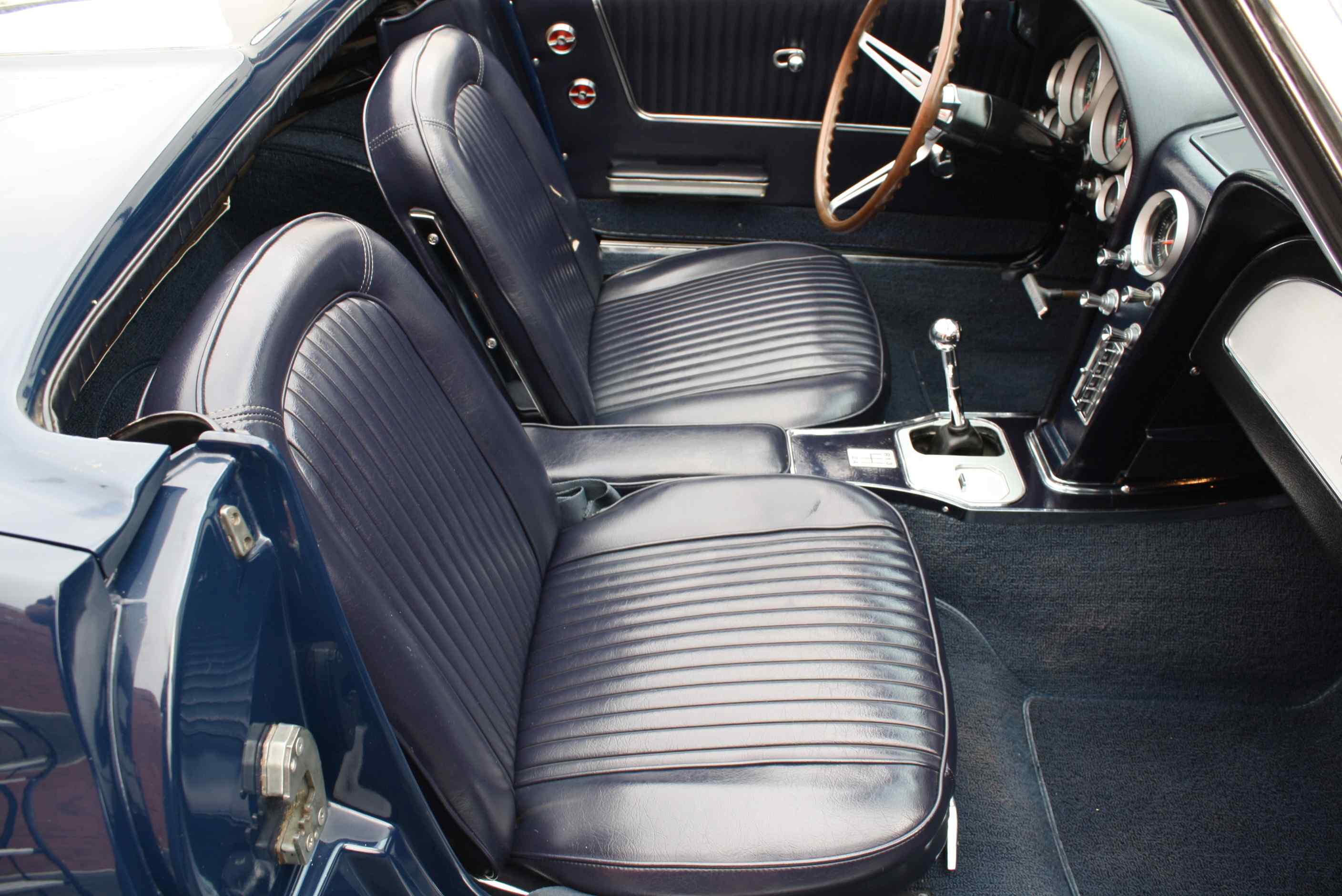 1964 Corvette 365HP Convertible in Daytona Blue with Hardtop and original Documentation.