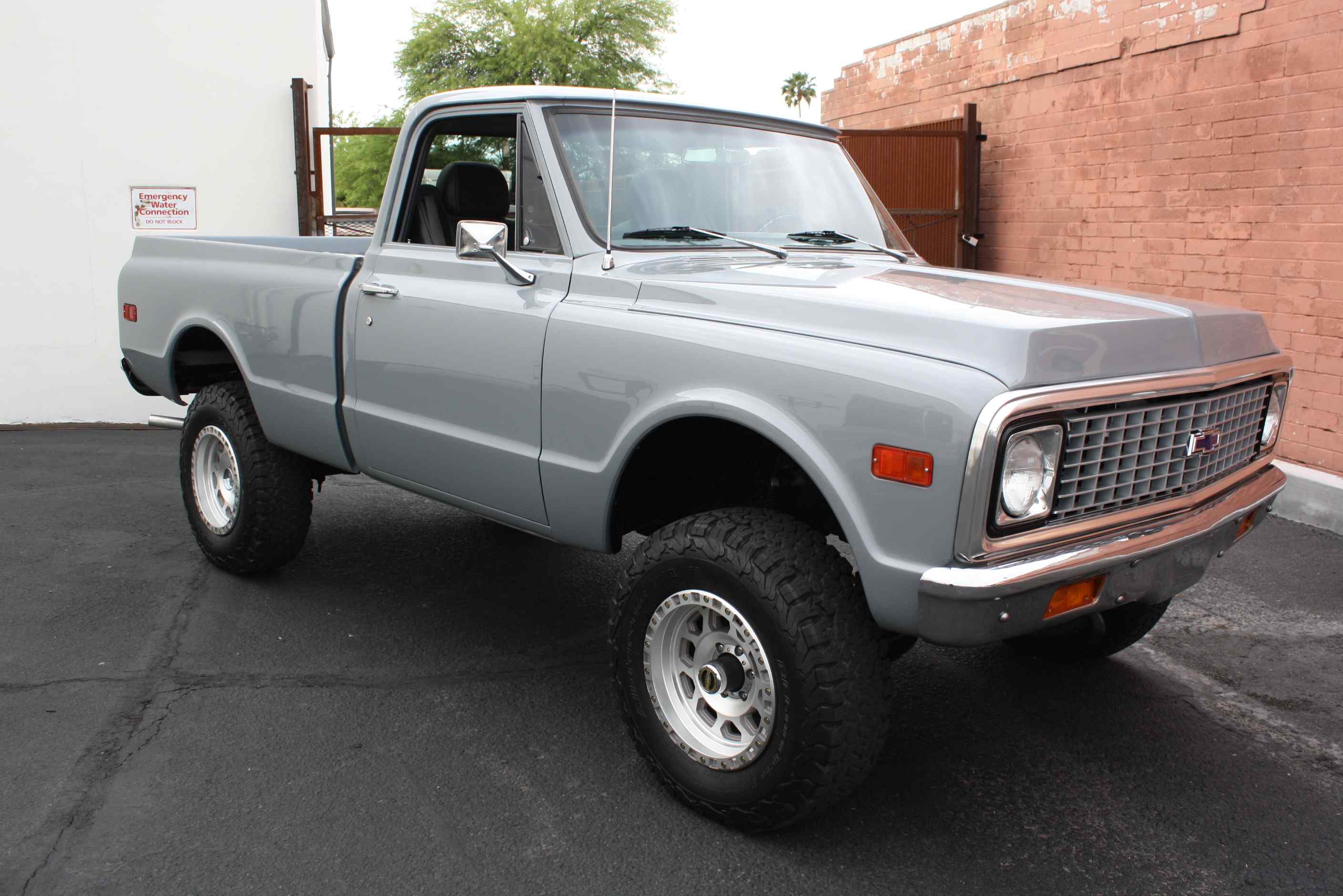 1971 K10 Chevrolet Shortbed Pickup.