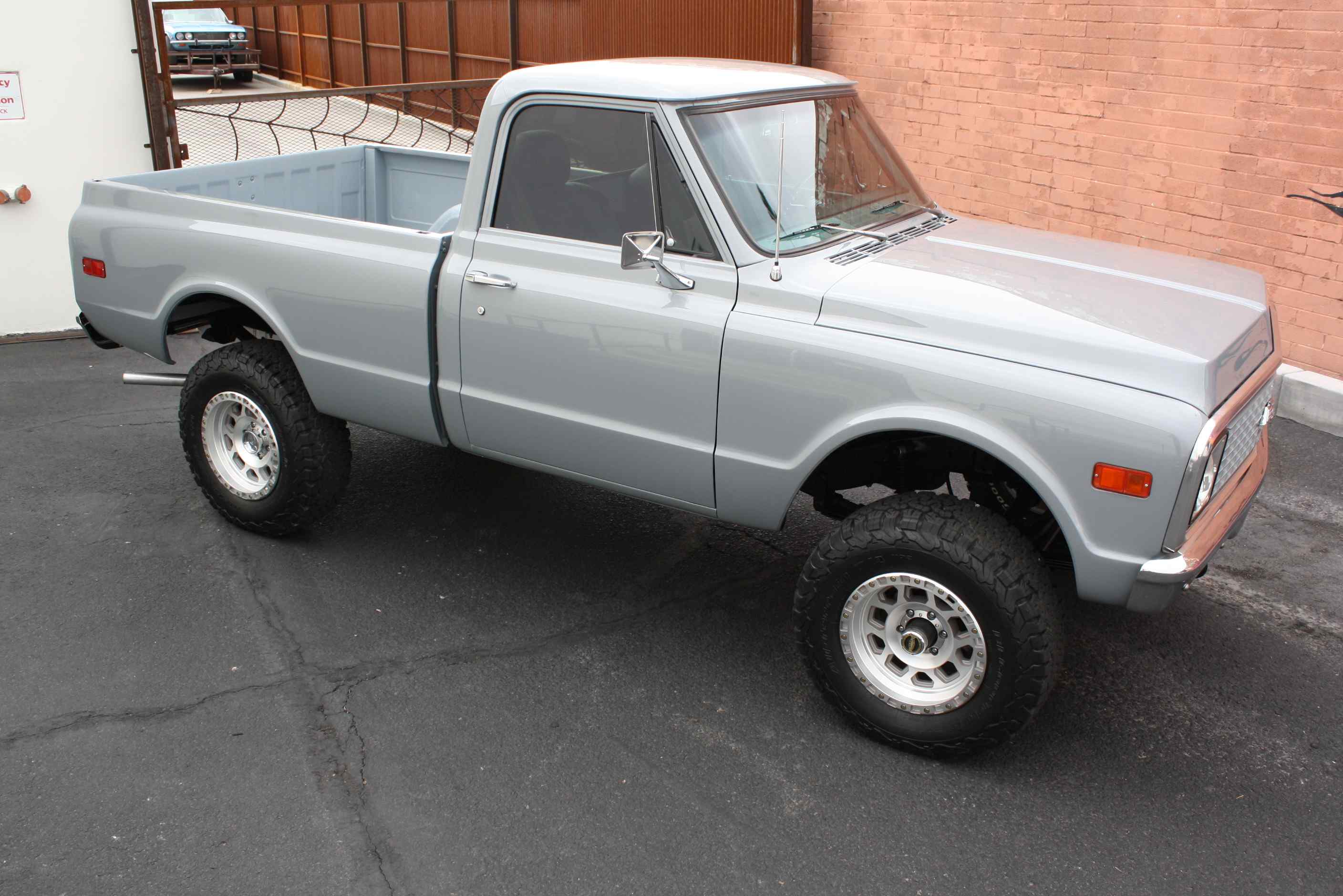 1971 K10 Chevrolet Shortbed Pickup.