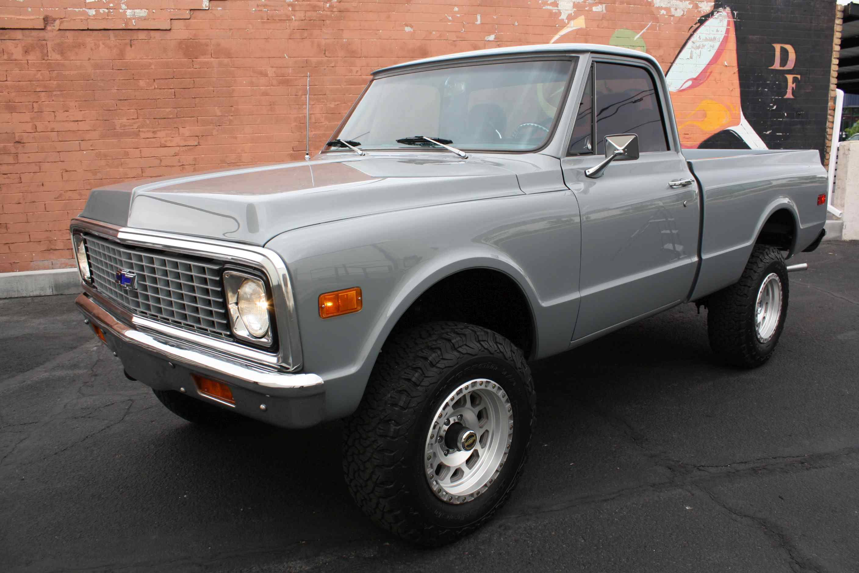 1971 K10 Chevrolet Shortbed Pickup.