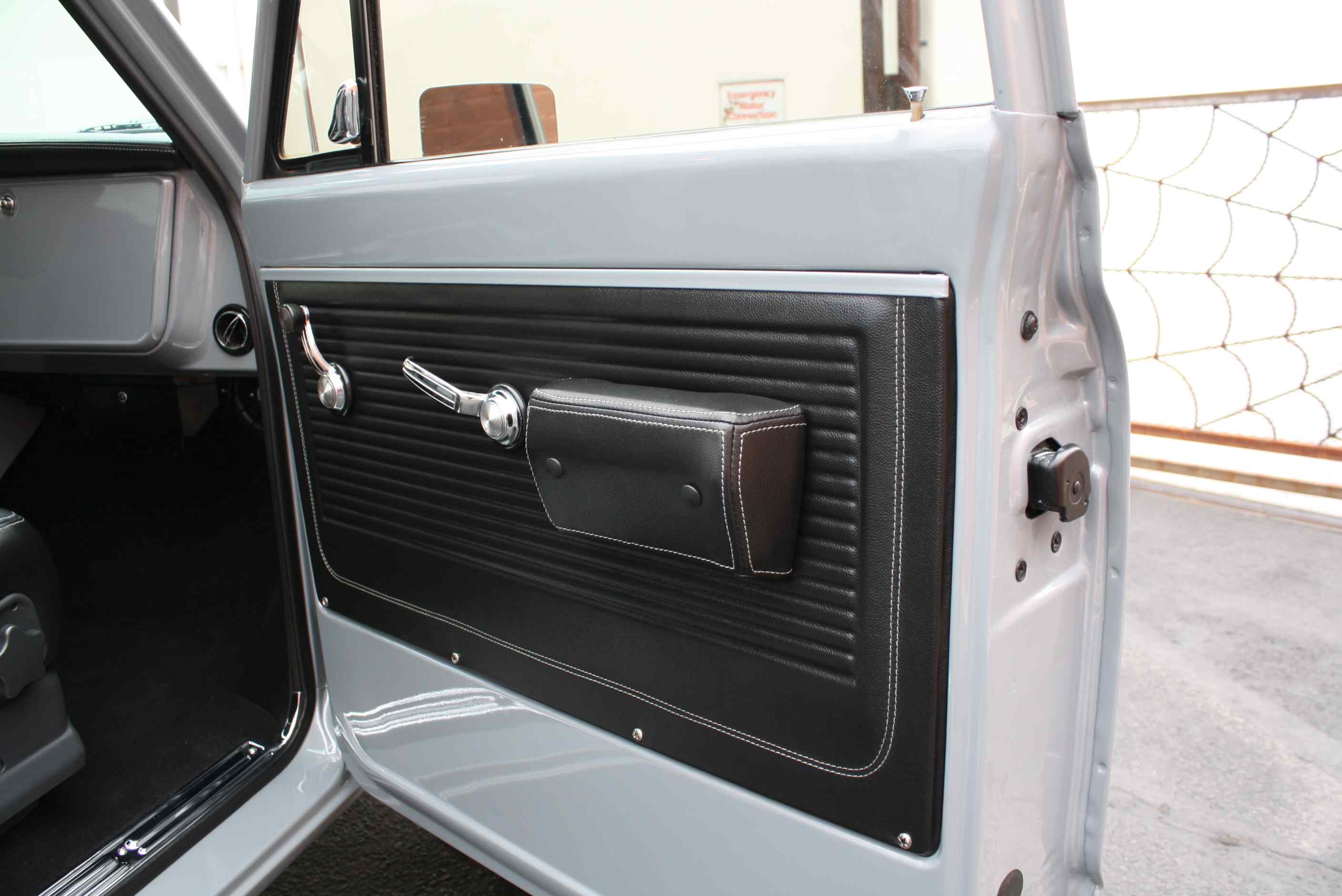 1971 K10 Chevrolet Shortbed Pickup.
