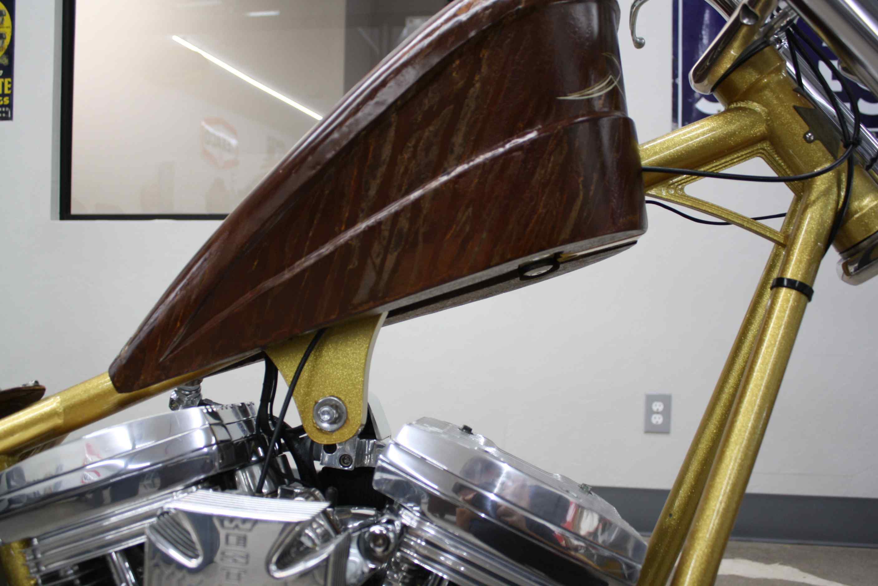 2010 West Coast Choppers CFL