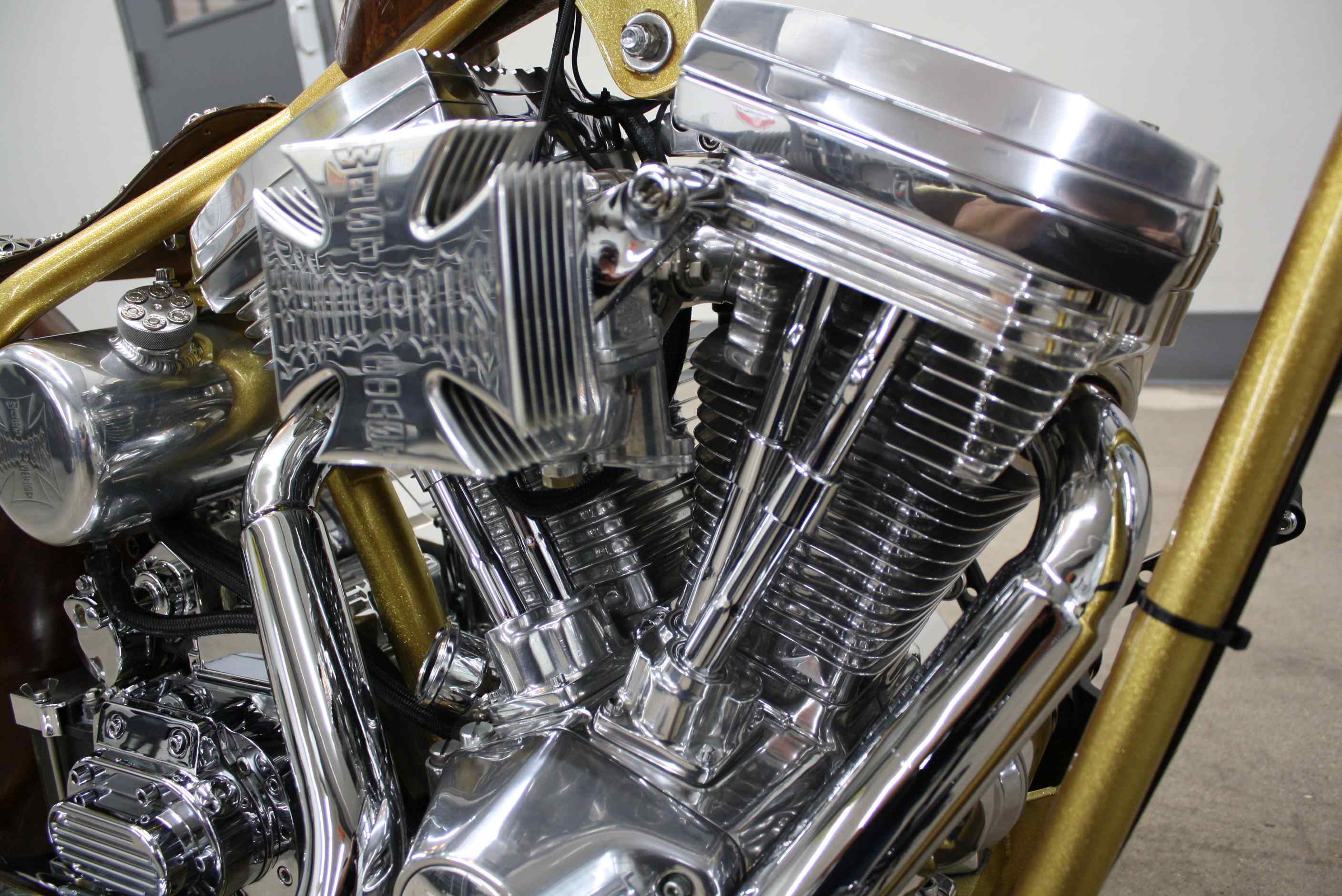 2010 West Coast Choppers CFL