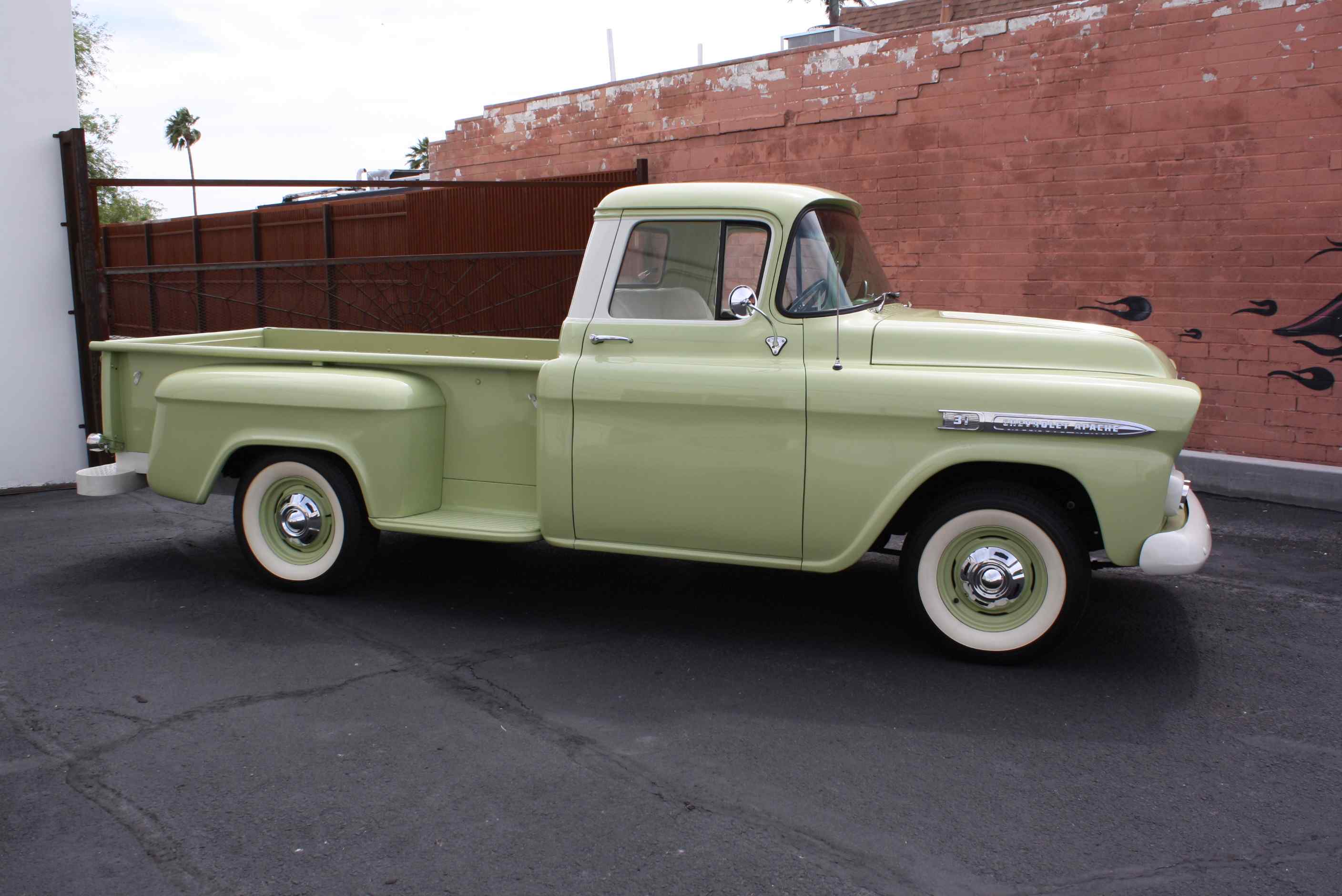 1958 Chevrolet Apache Pickup