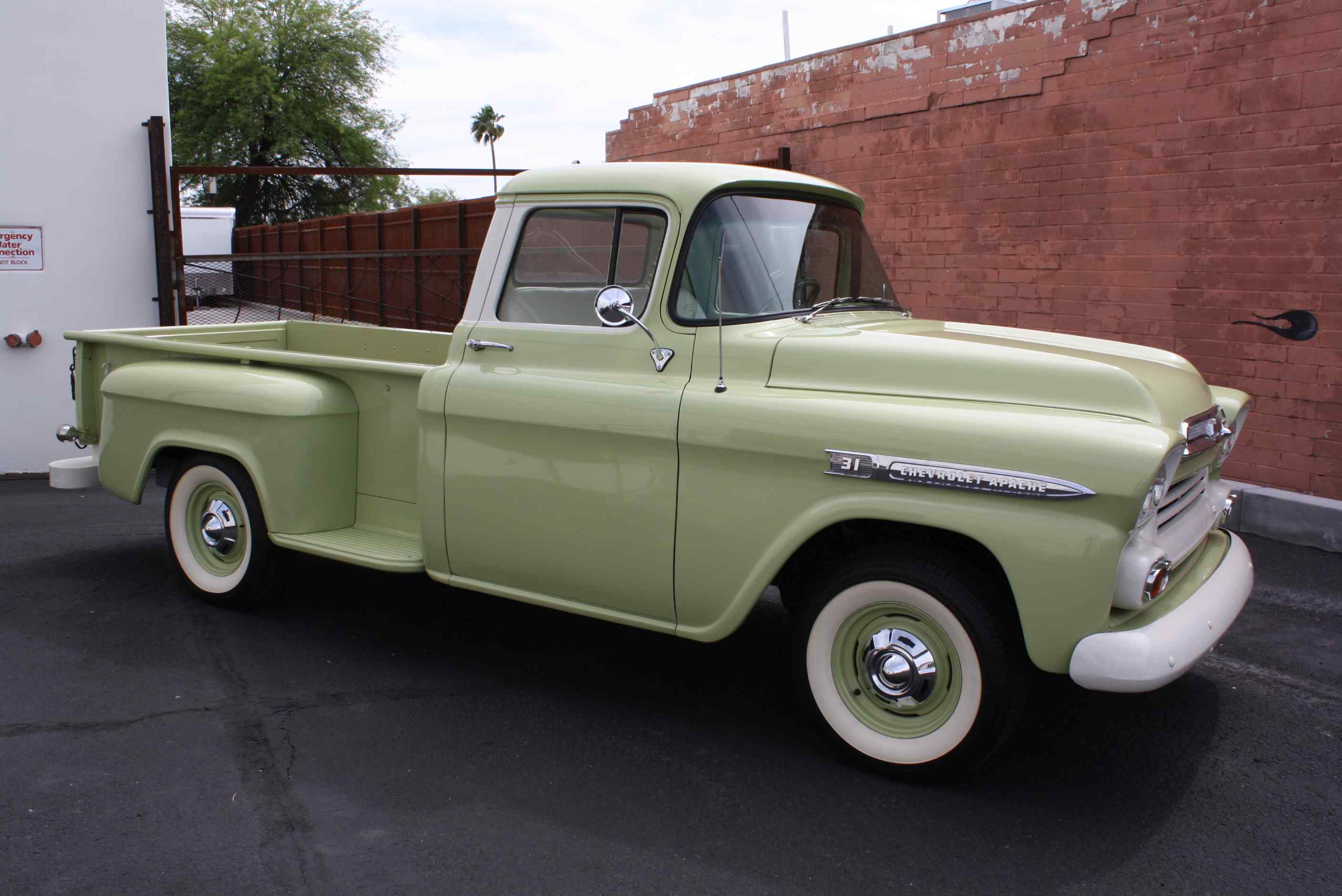 1958 Chevrolet Apache Pickup