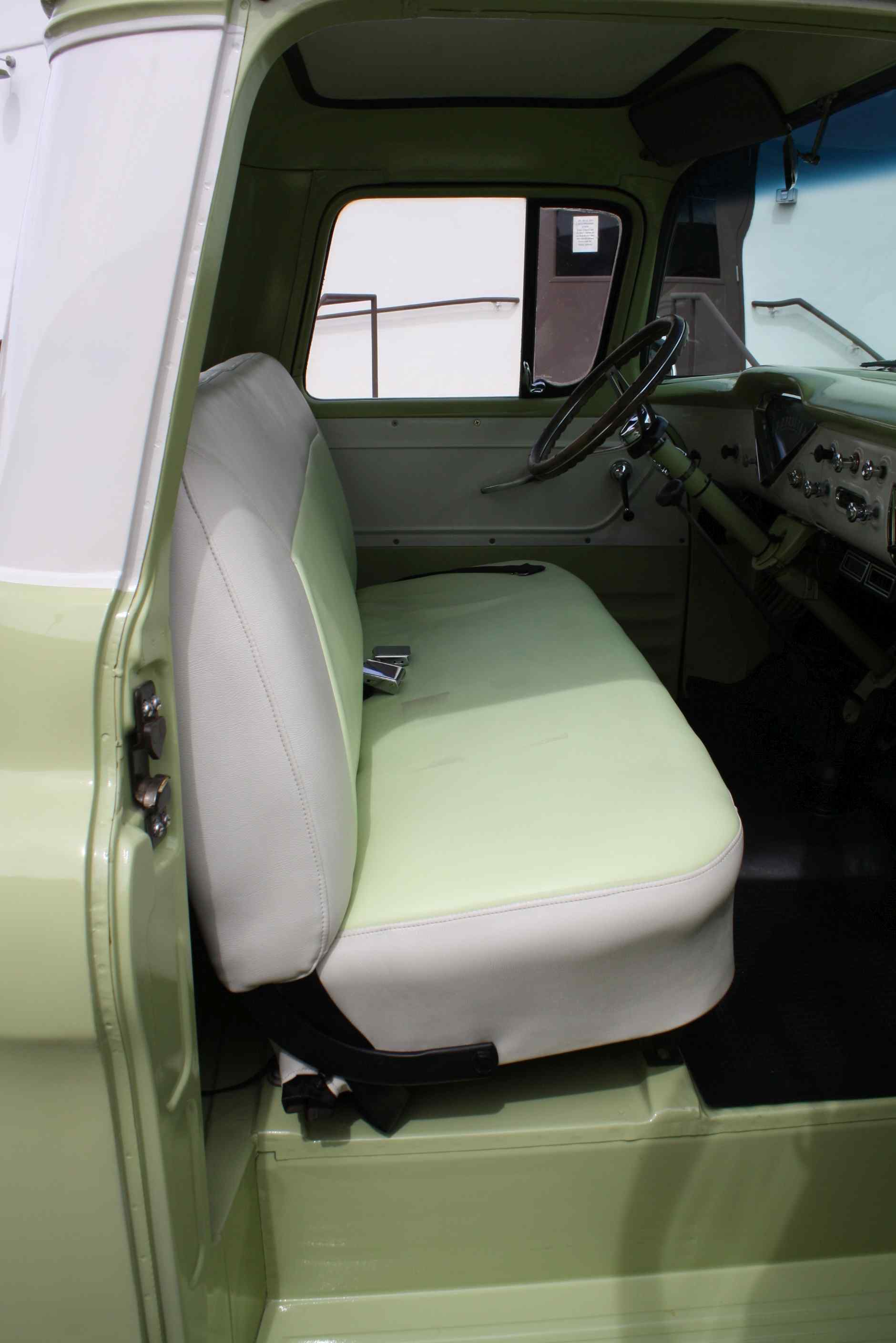 1958 Chevrolet Apache Pickup