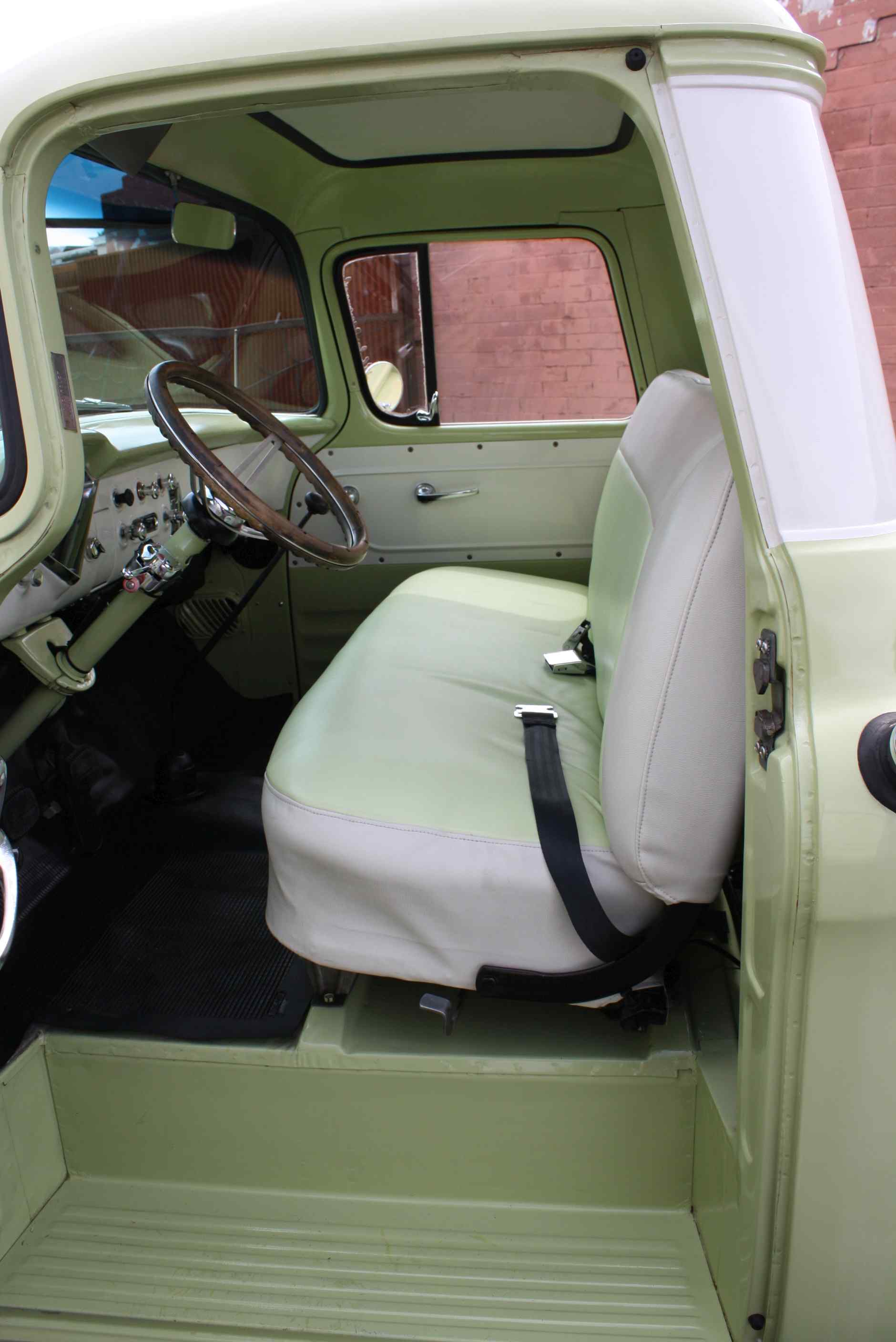 1958 Chevrolet Apache Pickup