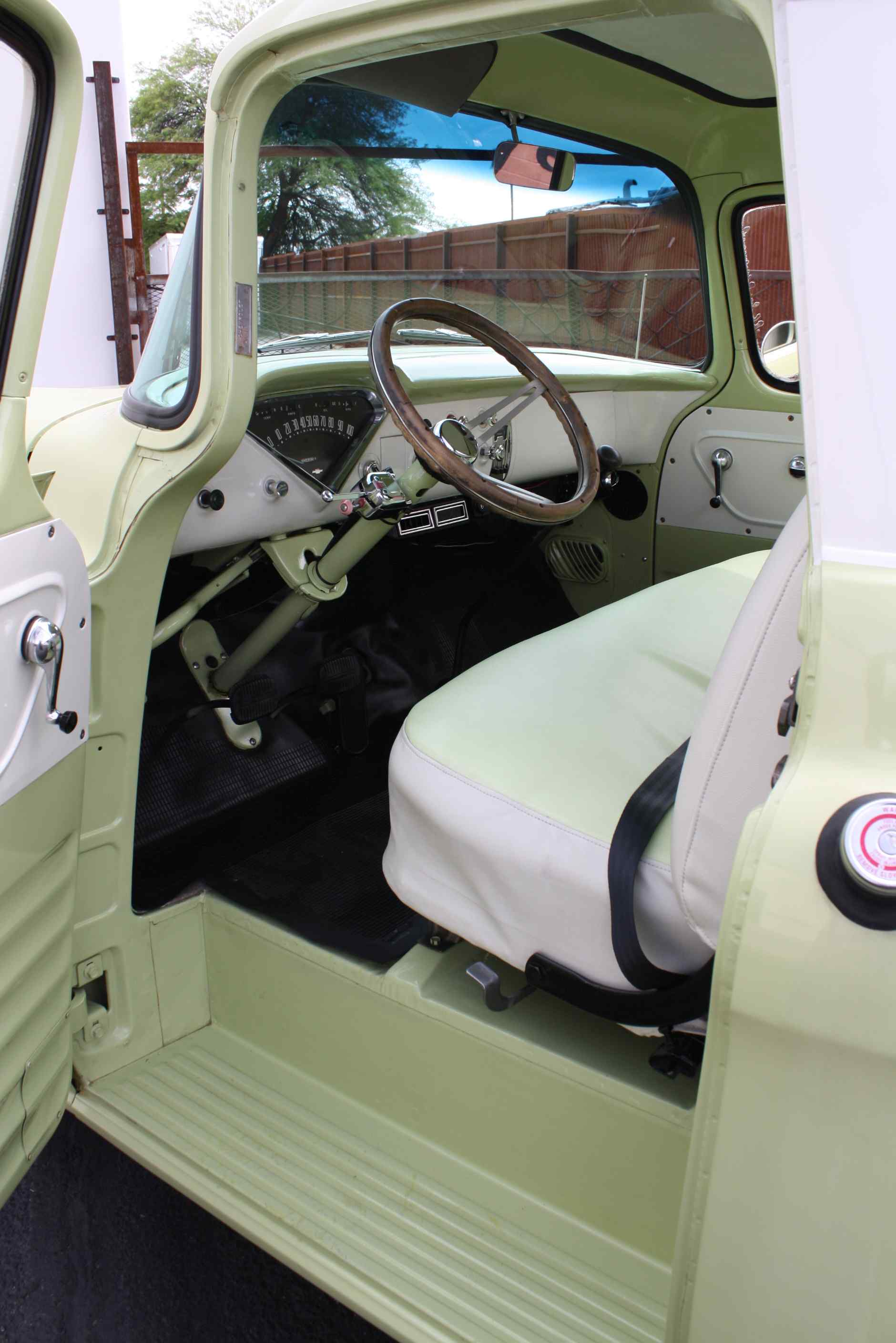 1958 Chevrolet Apache Pickup