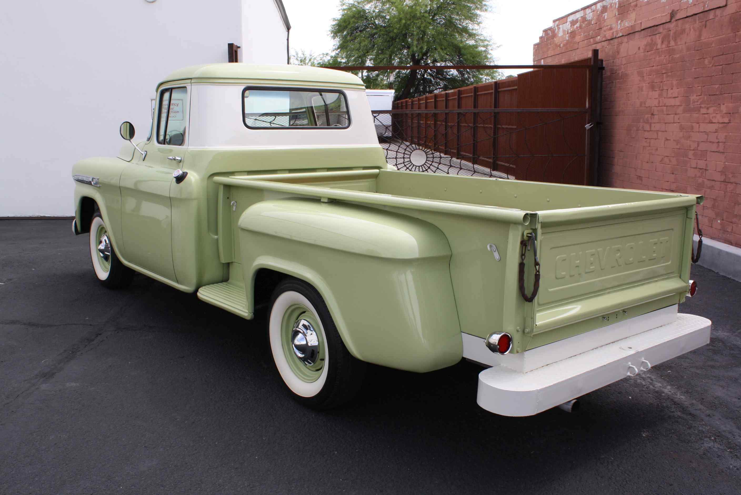 1958 Chevrolet Apache Pickup
