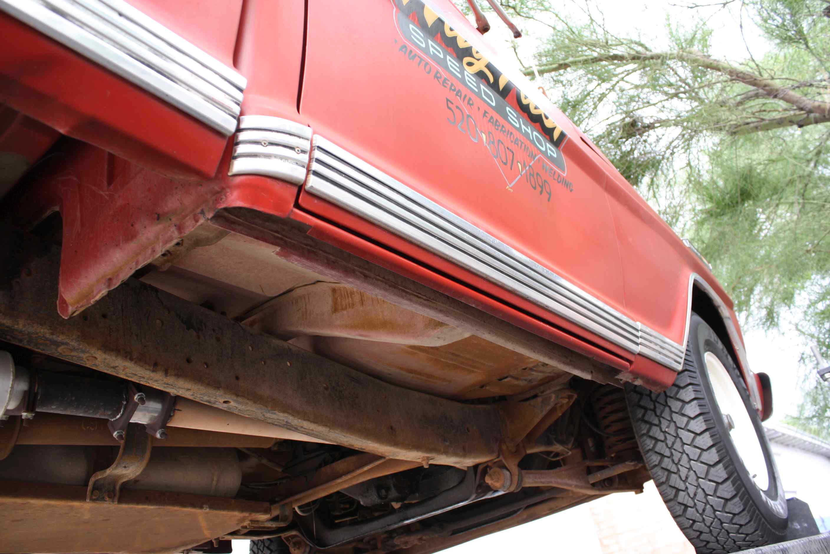 1972 Ford Sports Custom Cab 3/4 ton pickup