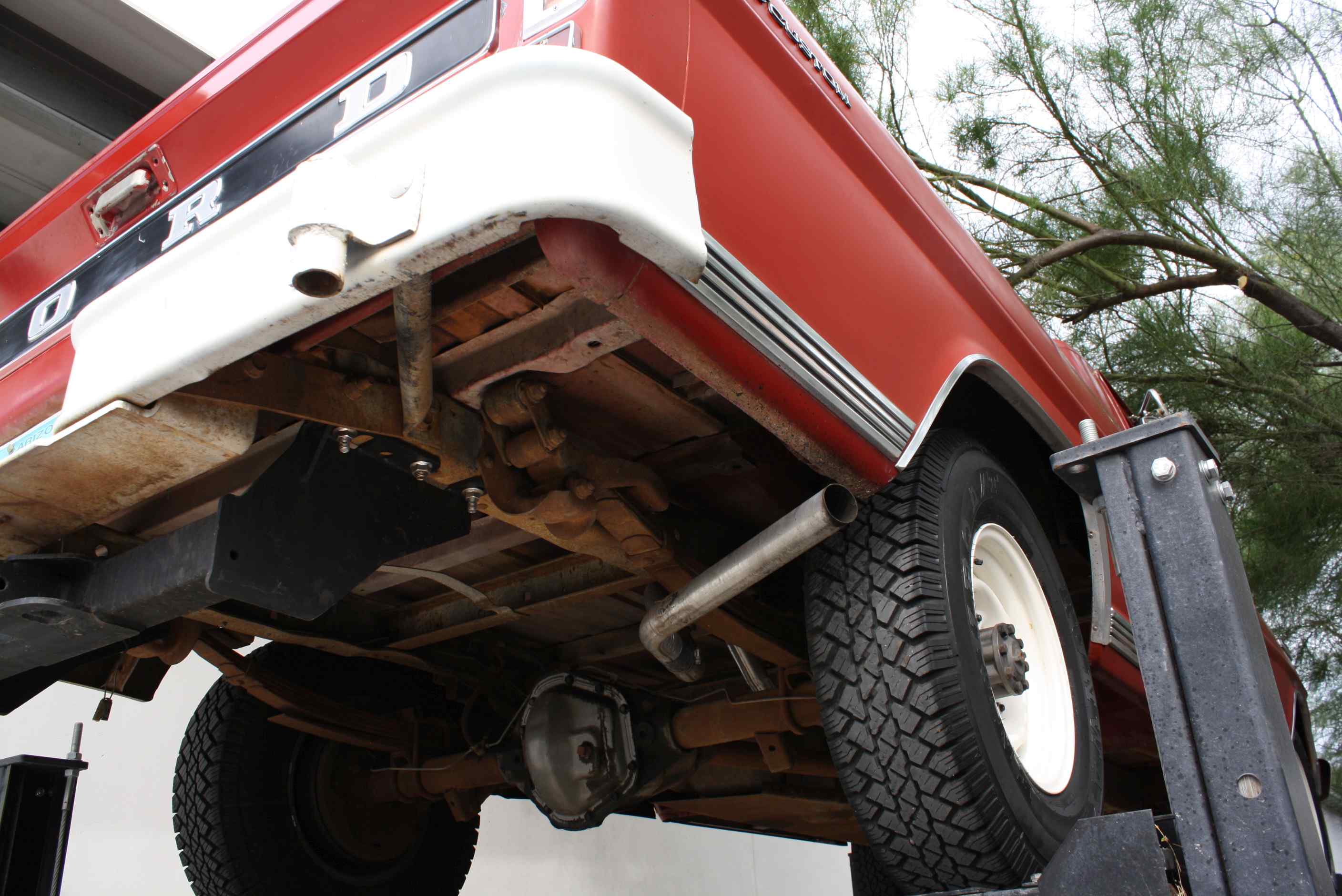 1972 Ford Sports Custom Cab 3/4 ton pickup
