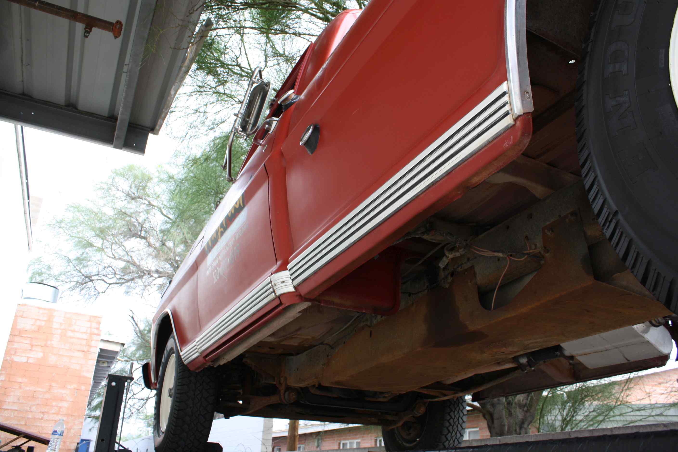 1972 Ford Sports Custom Cab 3/4 ton pickup