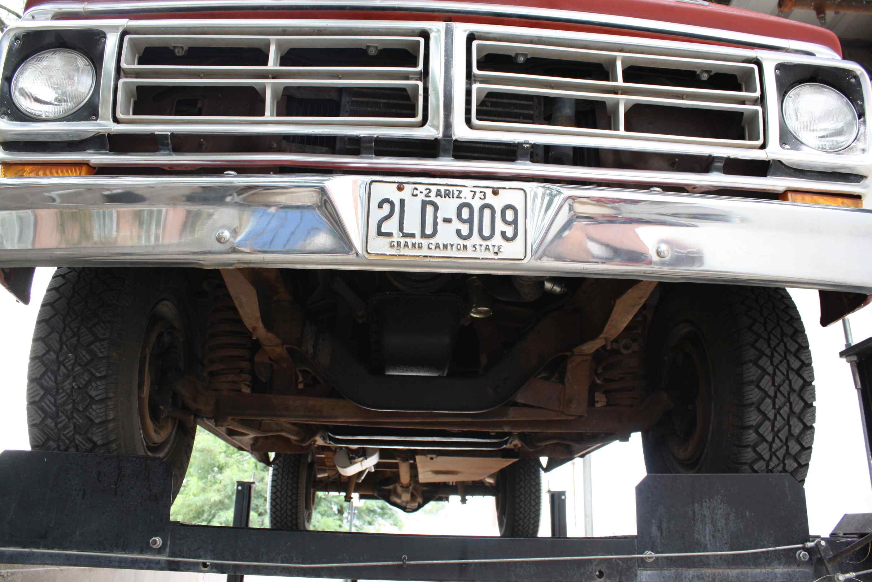 1972 Ford Sports Custom Cab 3/4 ton pickup