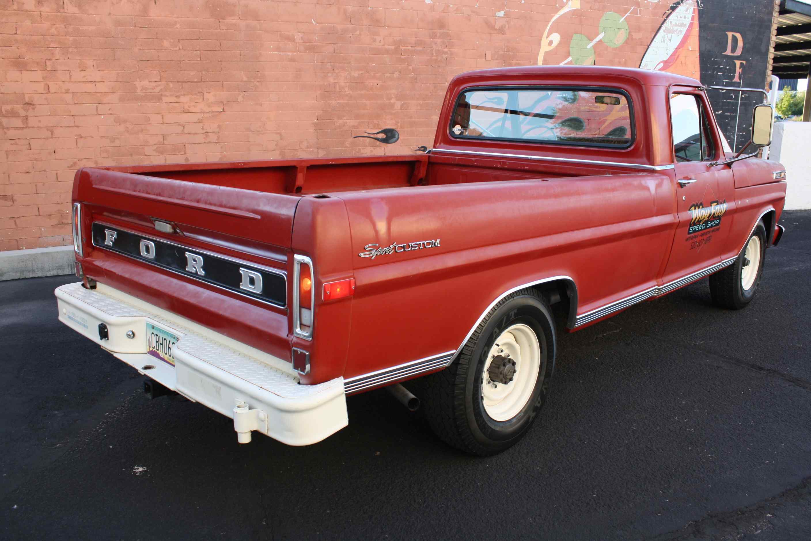 1972 Ford Sports Custom Cab 3/4 ton pickup