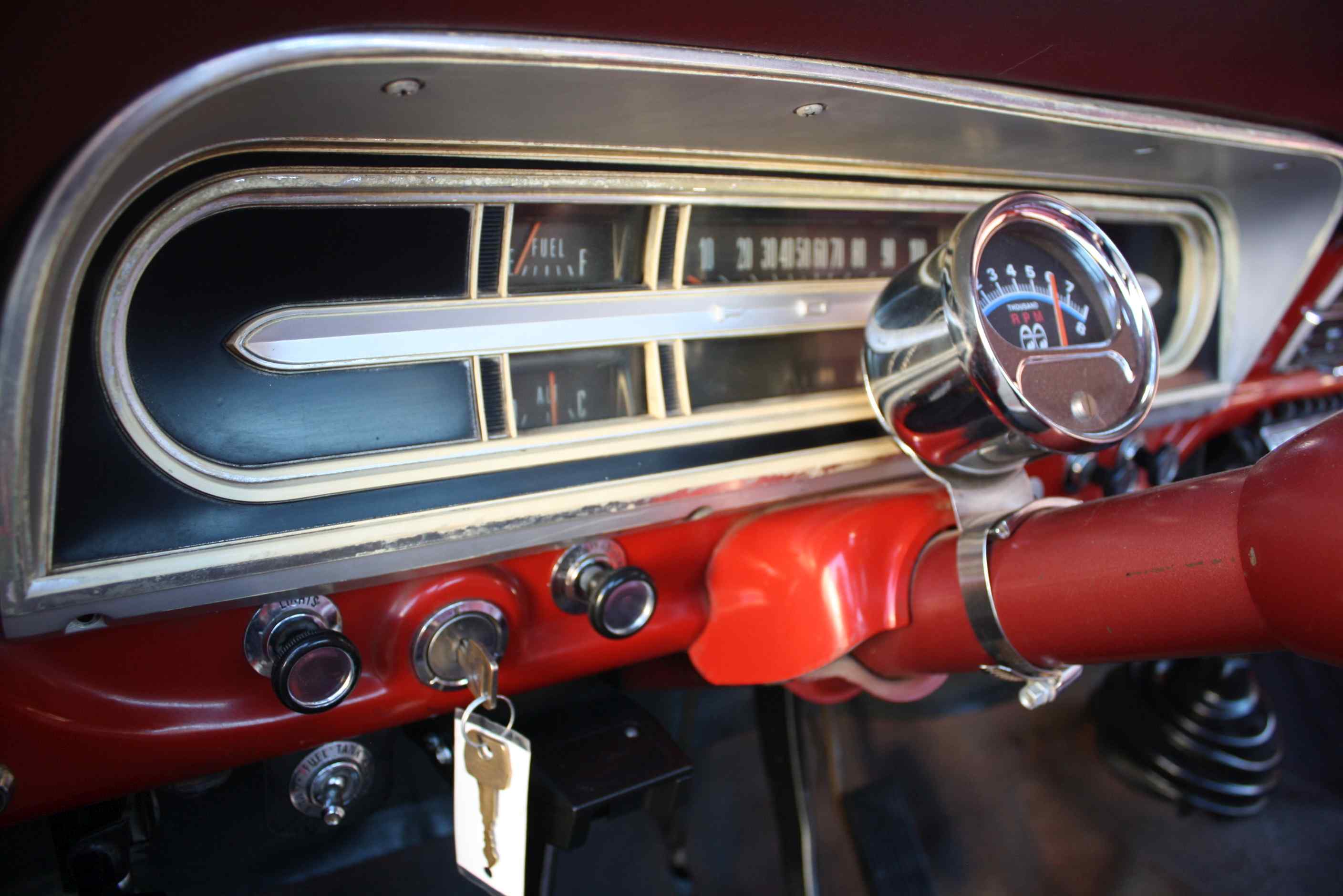 1972 Ford Sports Custom Cab 3/4 ton pickup