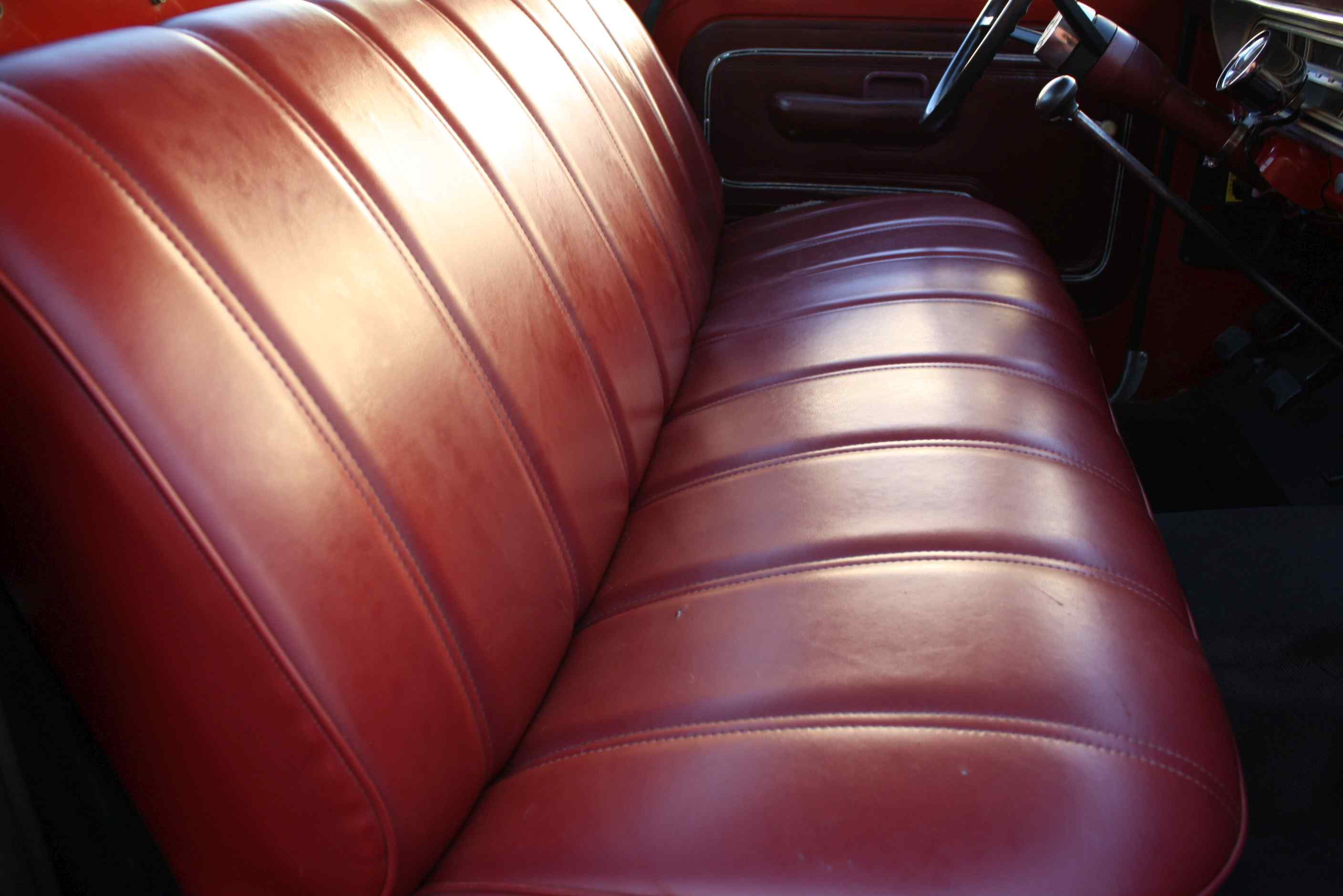 1972 Ford Sports Custom Cab 3/4 ton pickup