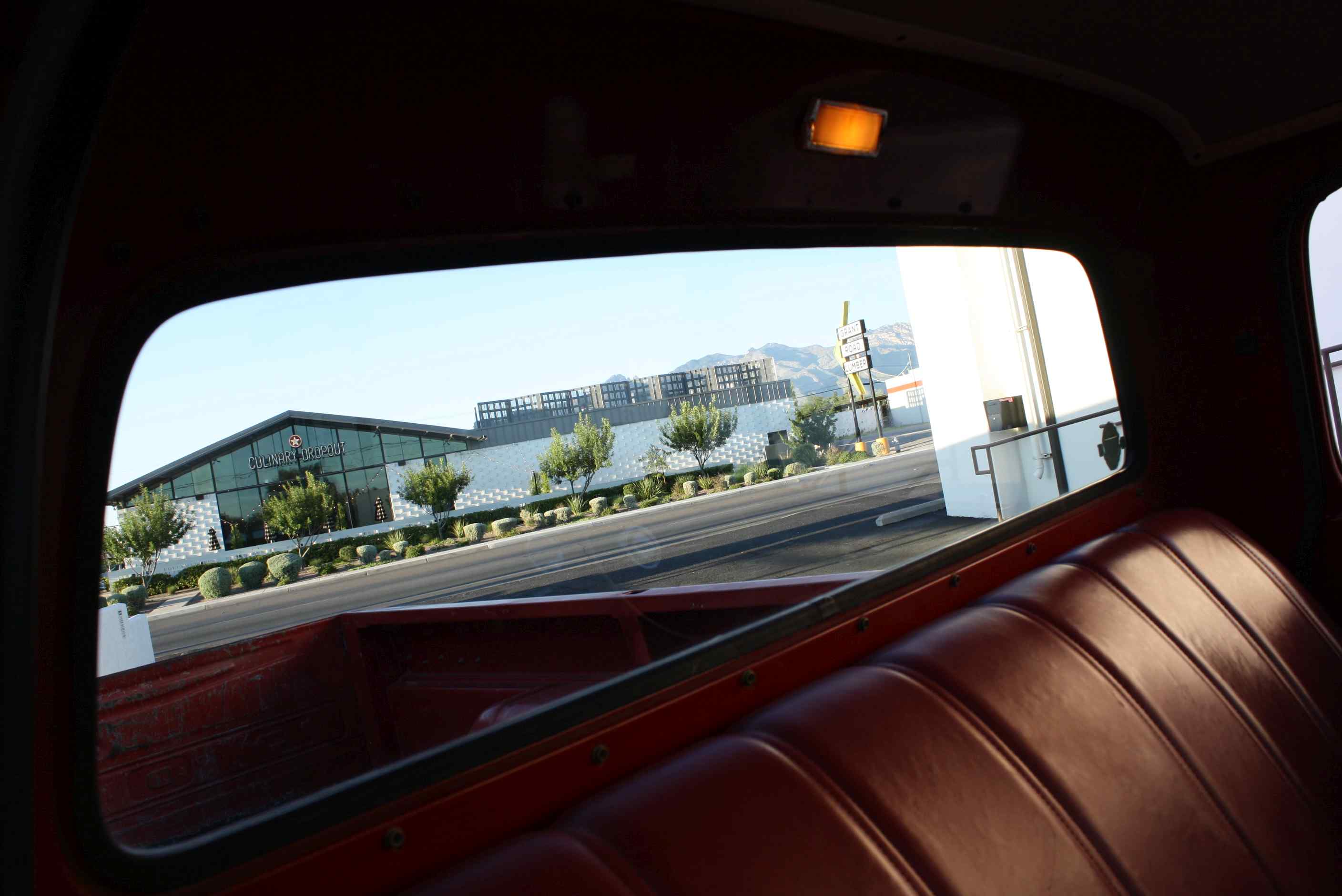 1972 Ford Sports Custom Cab 3/4 ton pickup