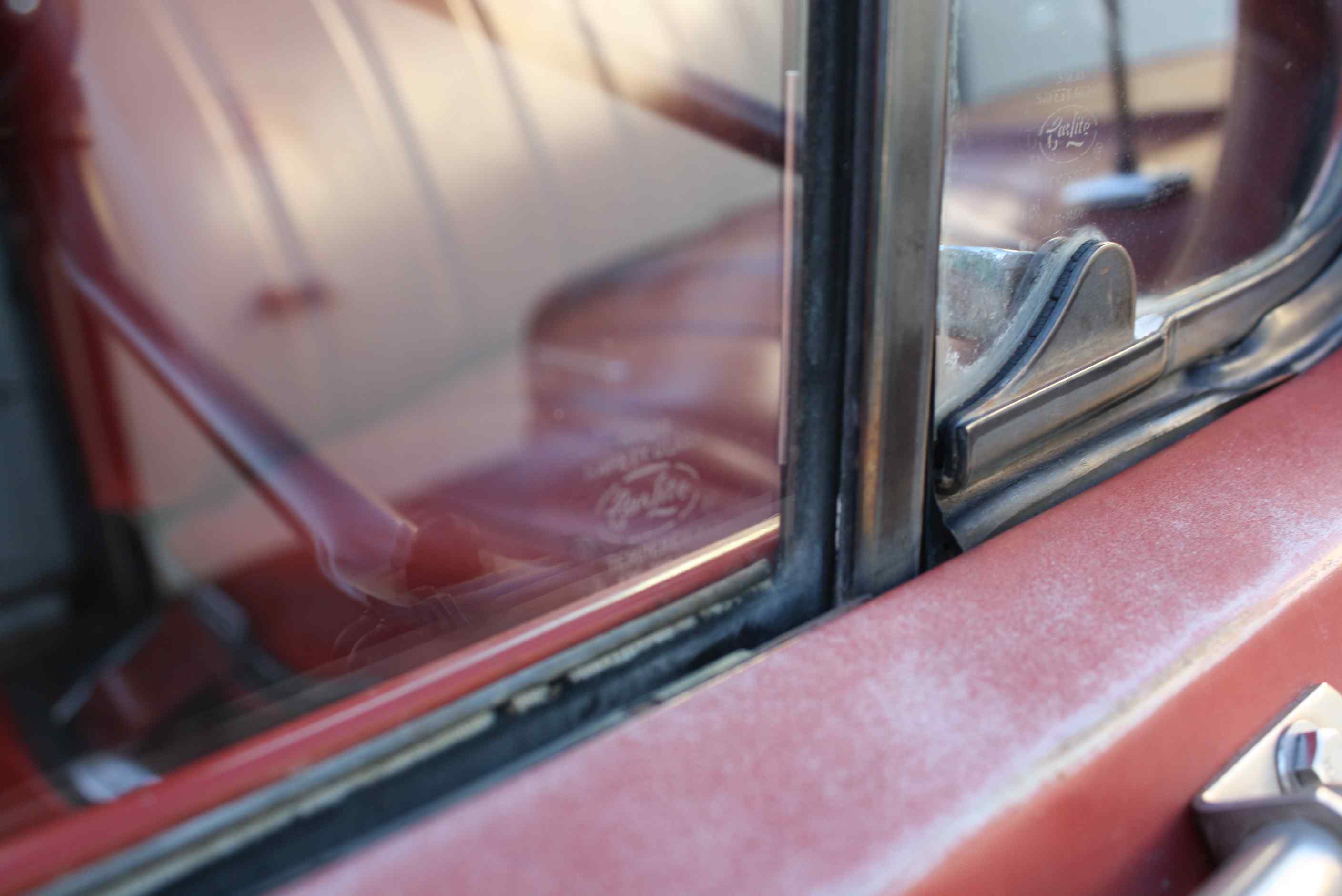1972 Ford Sports Custom Cab 3/4 ton pickup